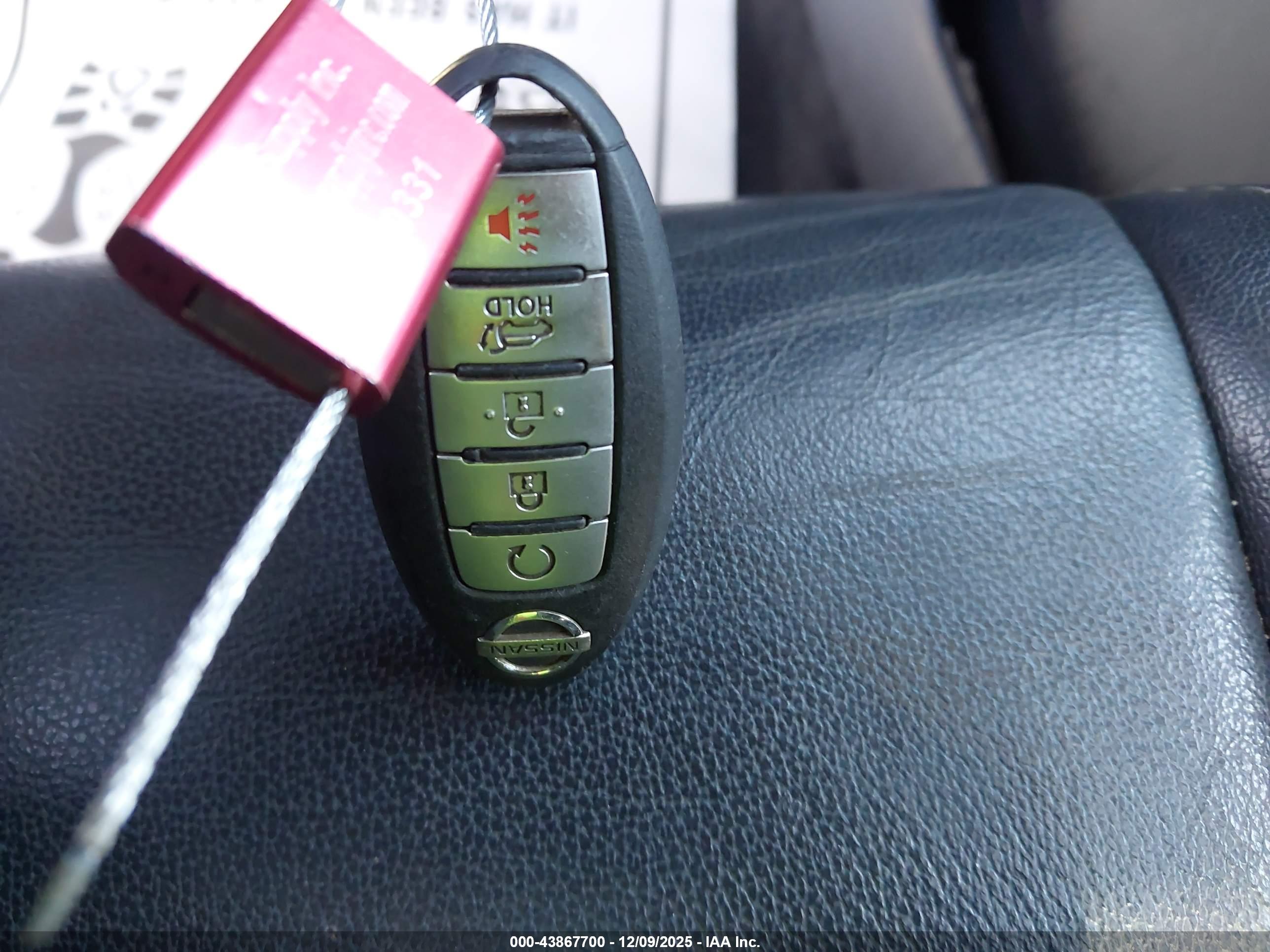 NISSAN PATHFINDER image 11