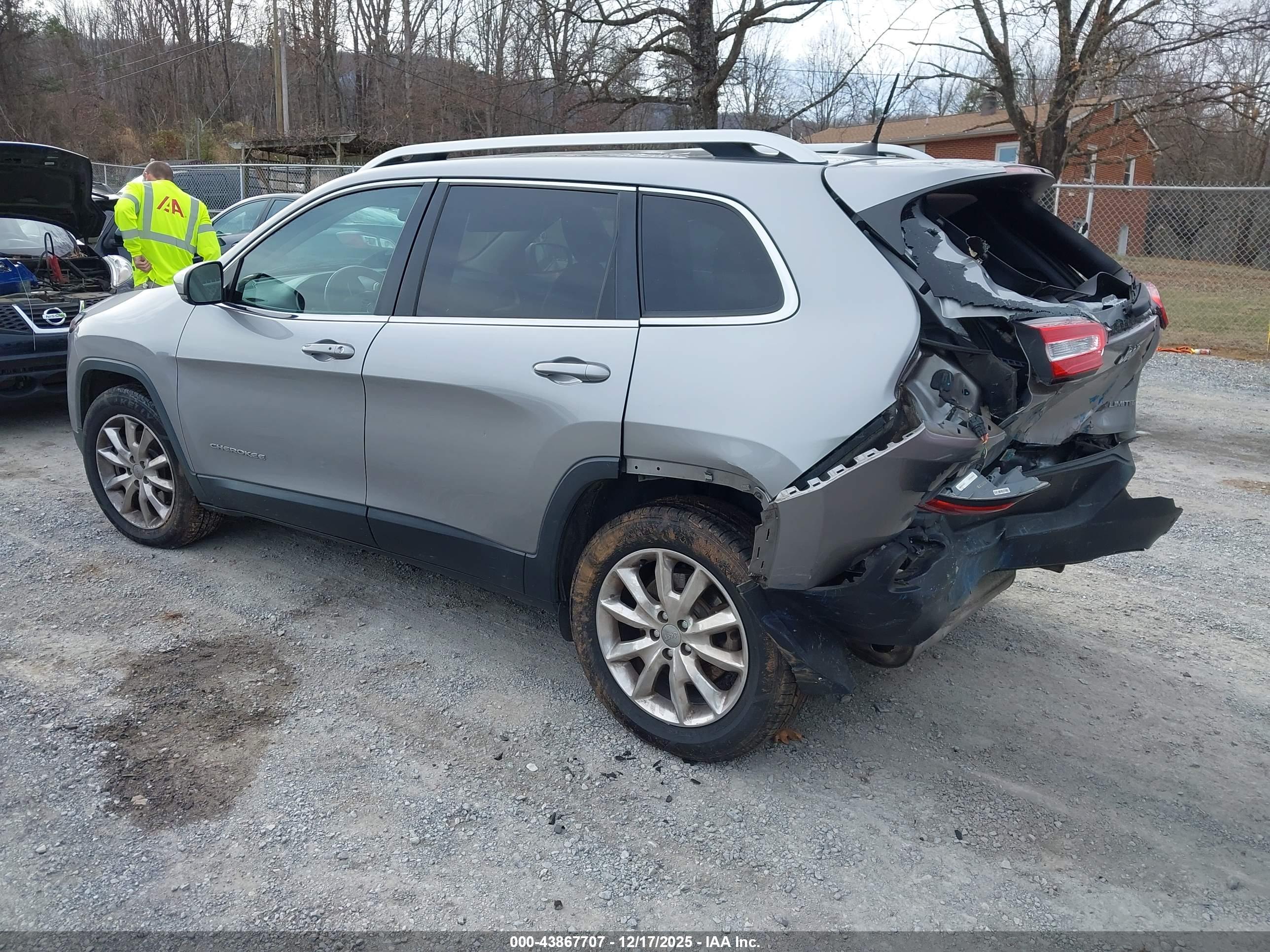 JEEP CHEROKEE image 3