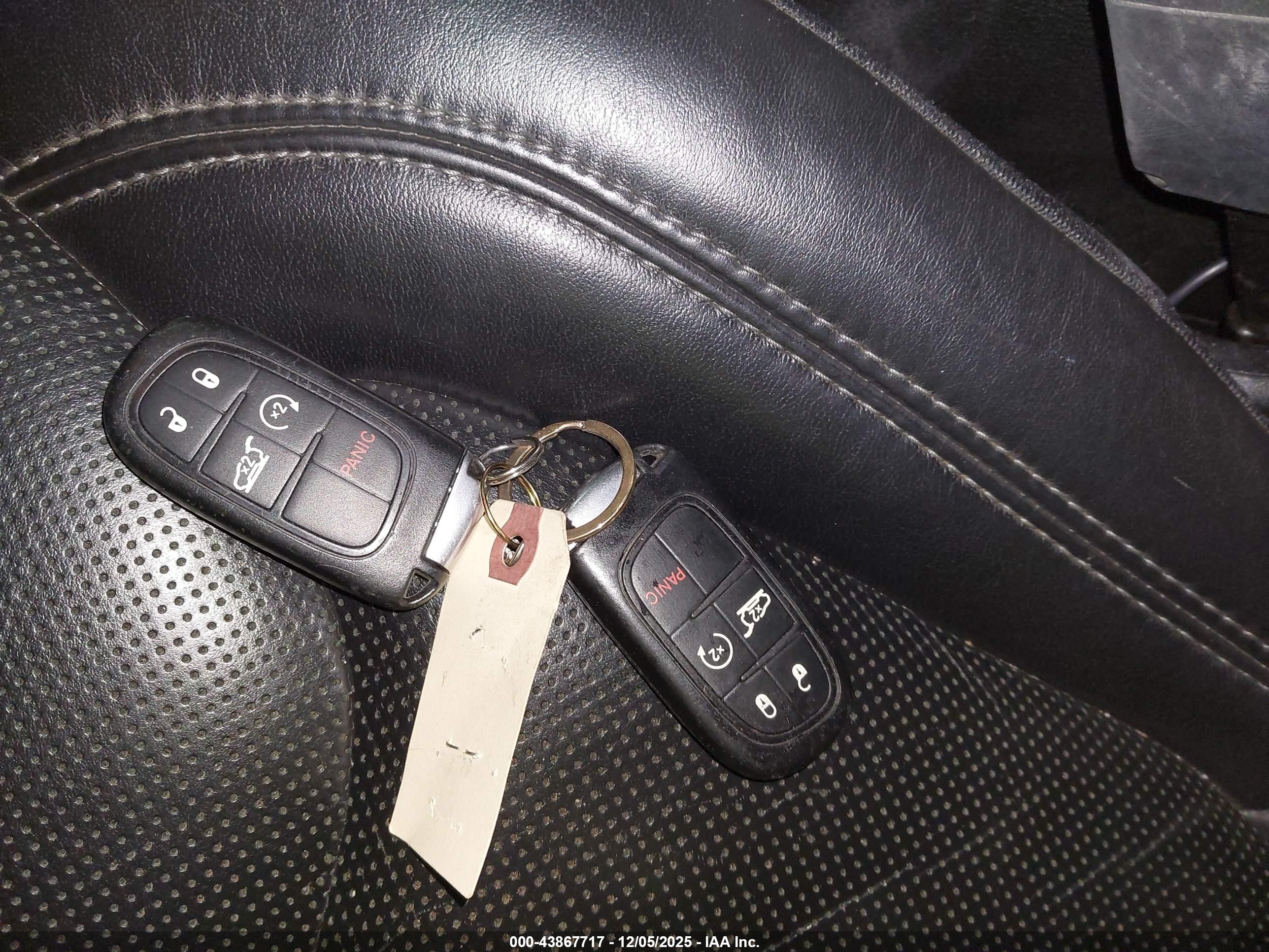 JEEP CHEROKEE image 11