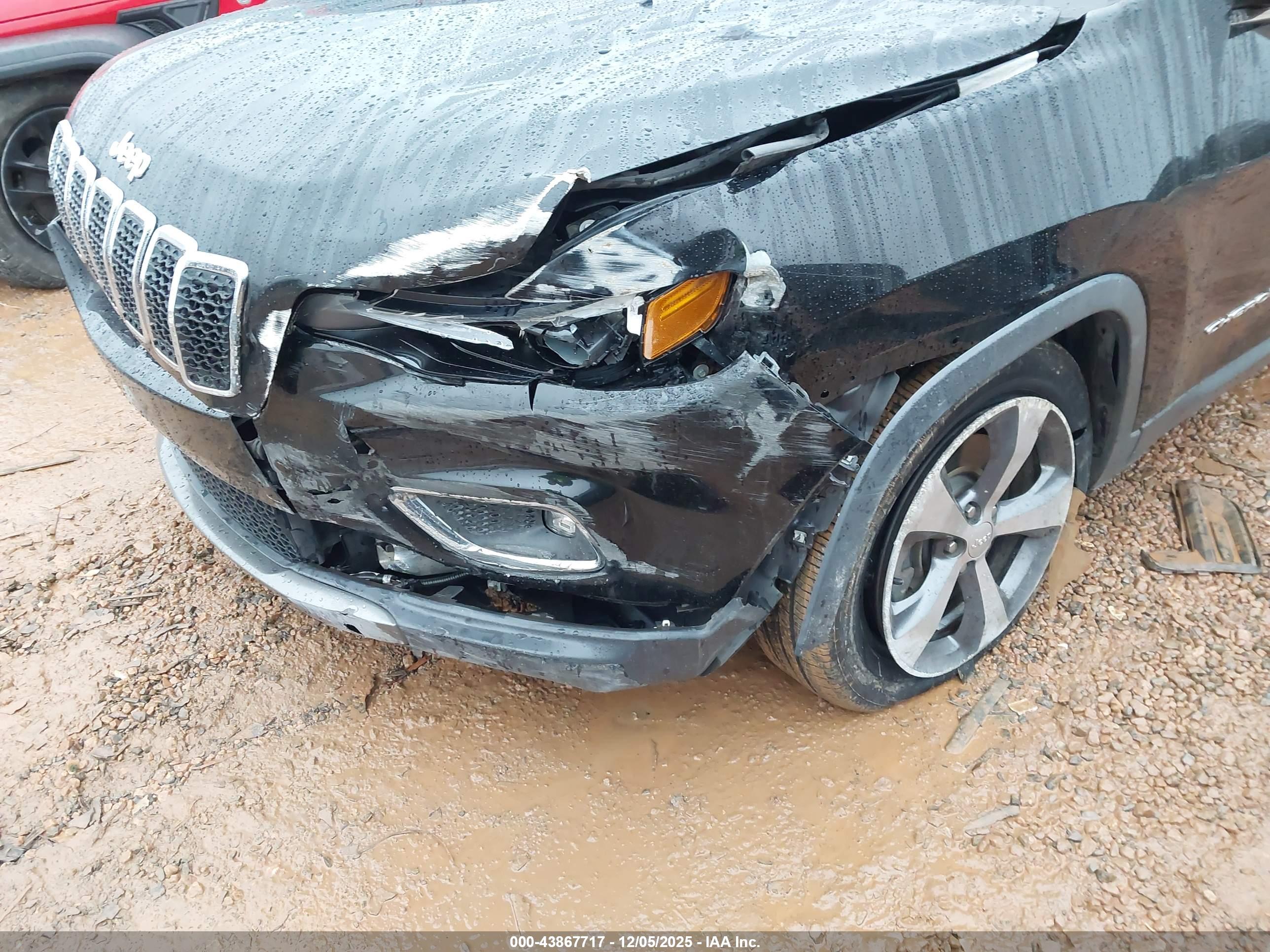 JEEP CHEROKEE image 6