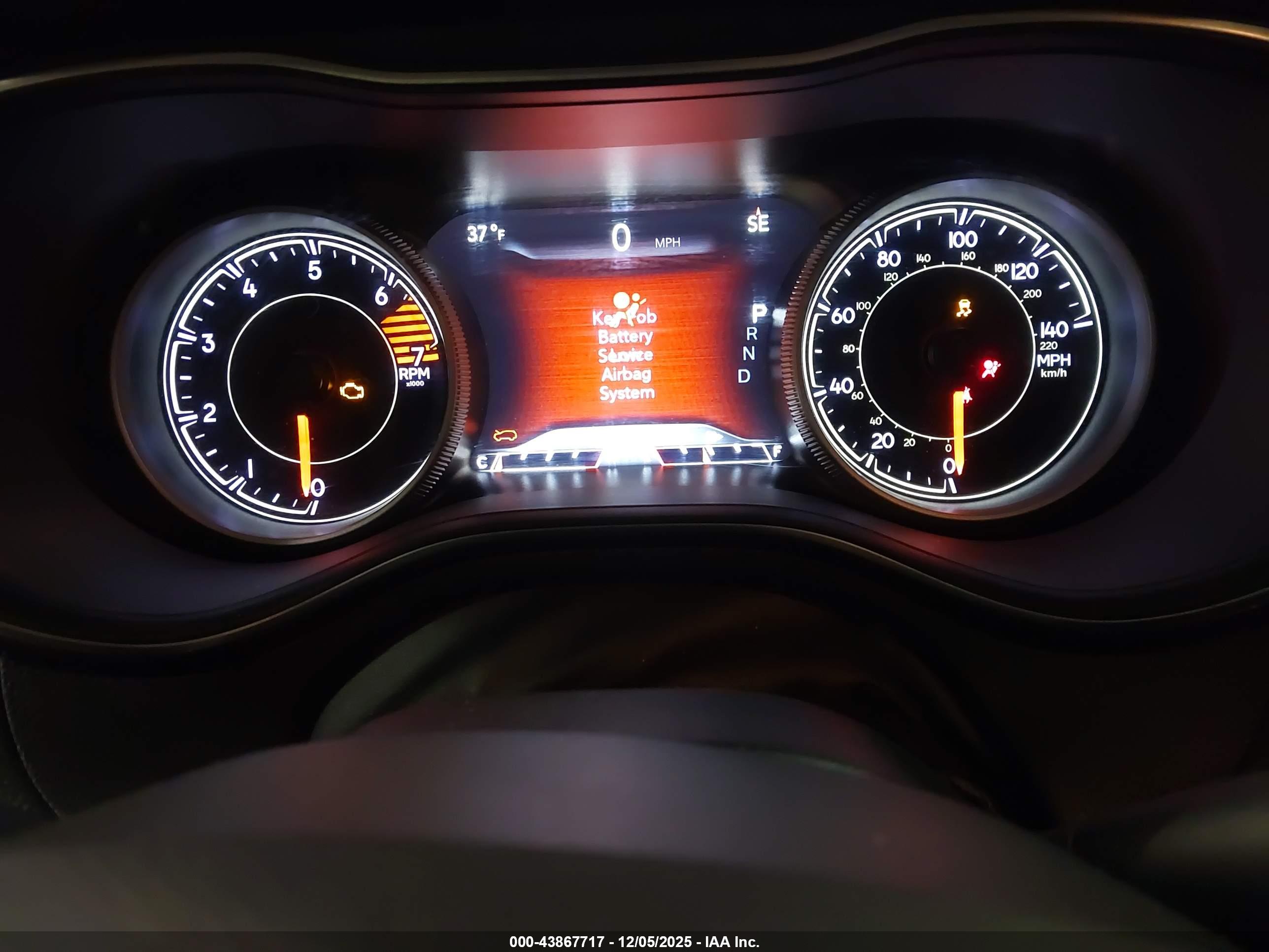 JEEP CHEROKEE image 7