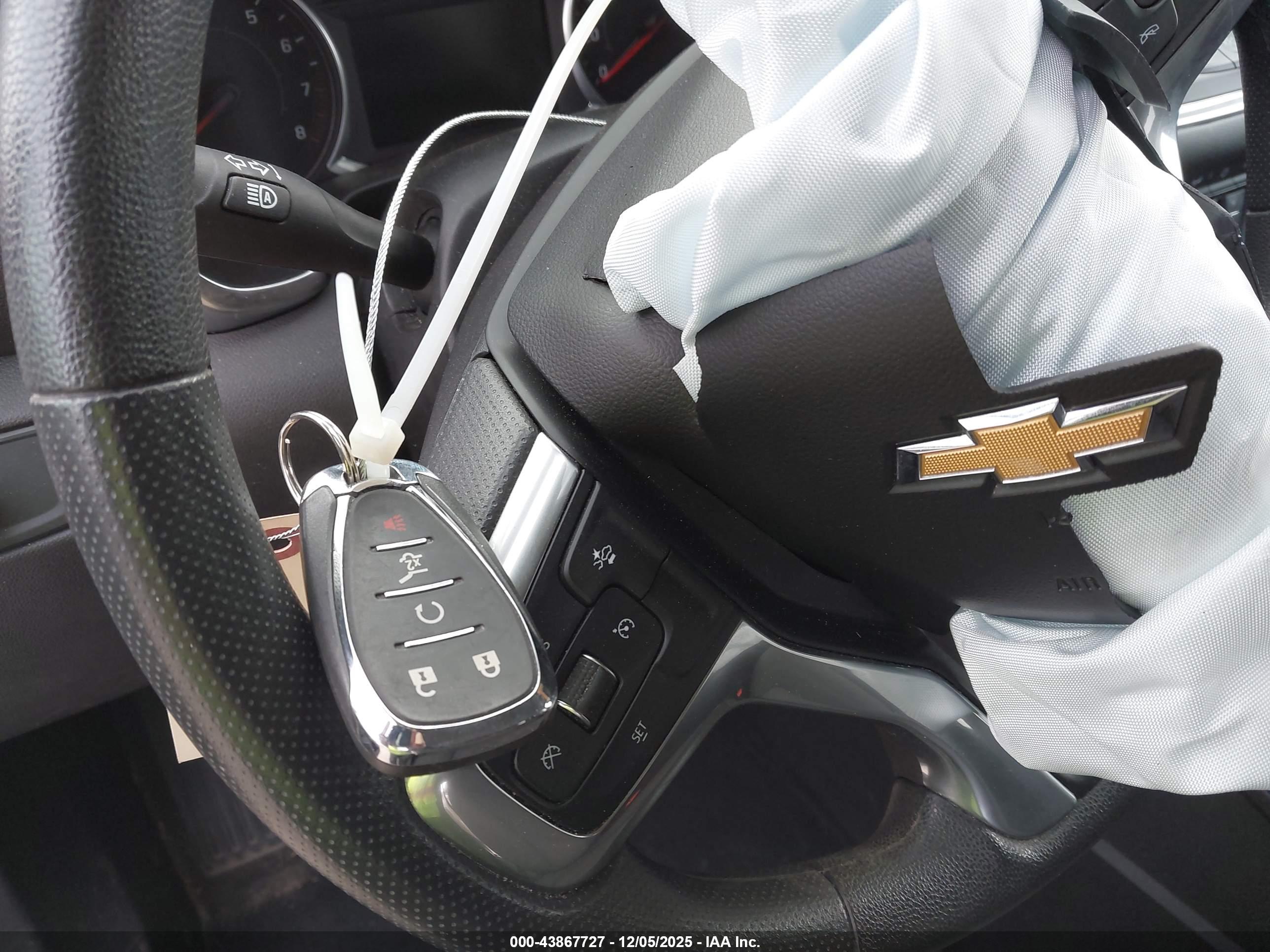 CHEVROLET BLAZER image 11
