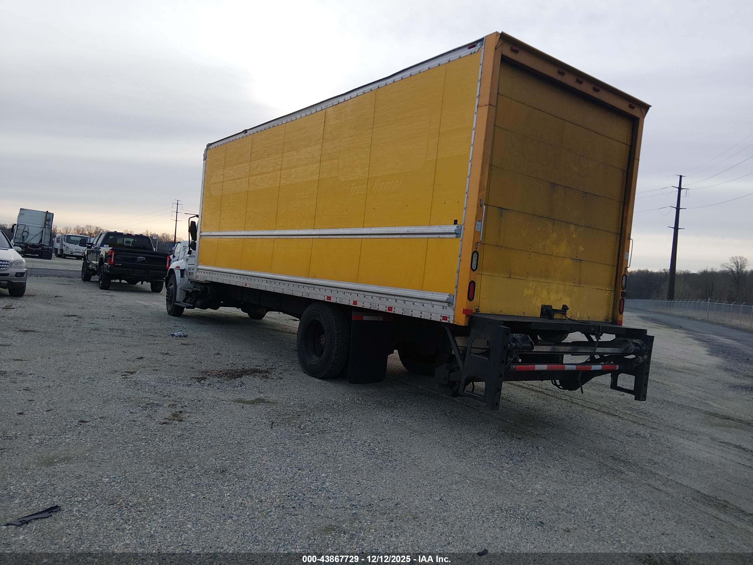 INTERNATIONAL 4000 image 3