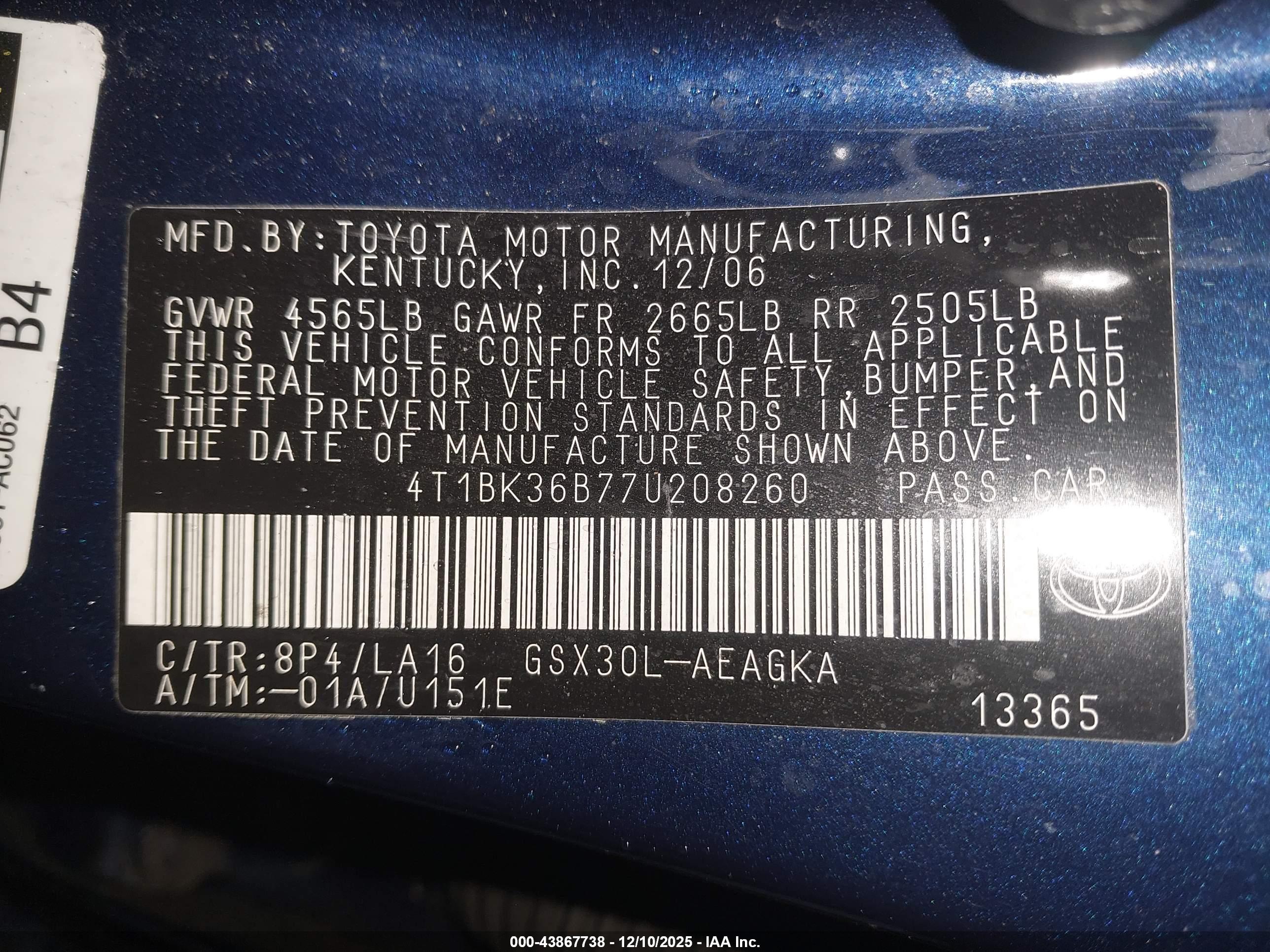 TOYOTA AVALON image 9