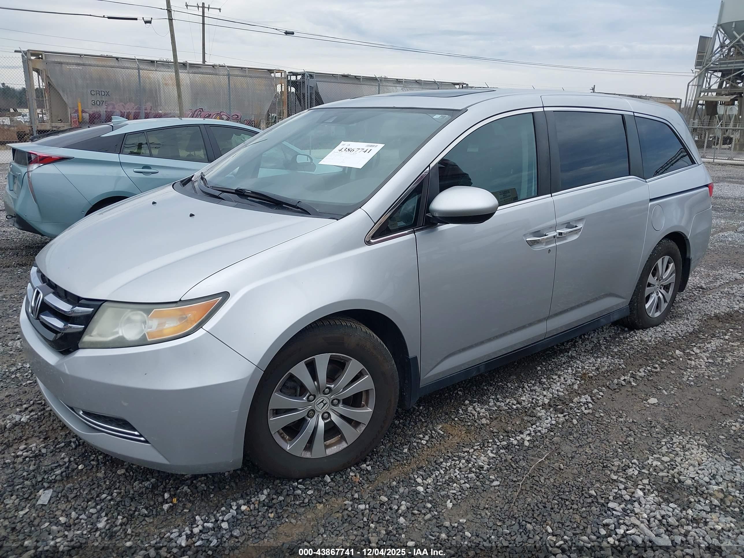HONDA ODYSSEY image 6
