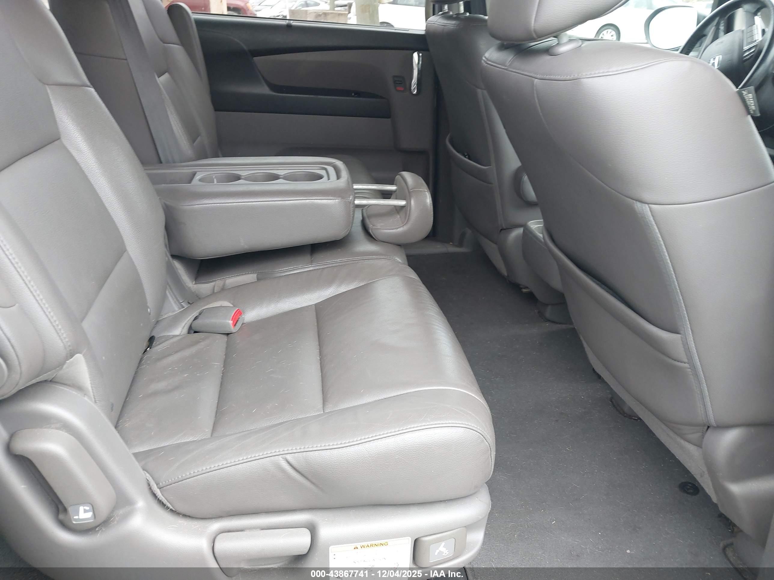 HONDA ODYSSEY image 8