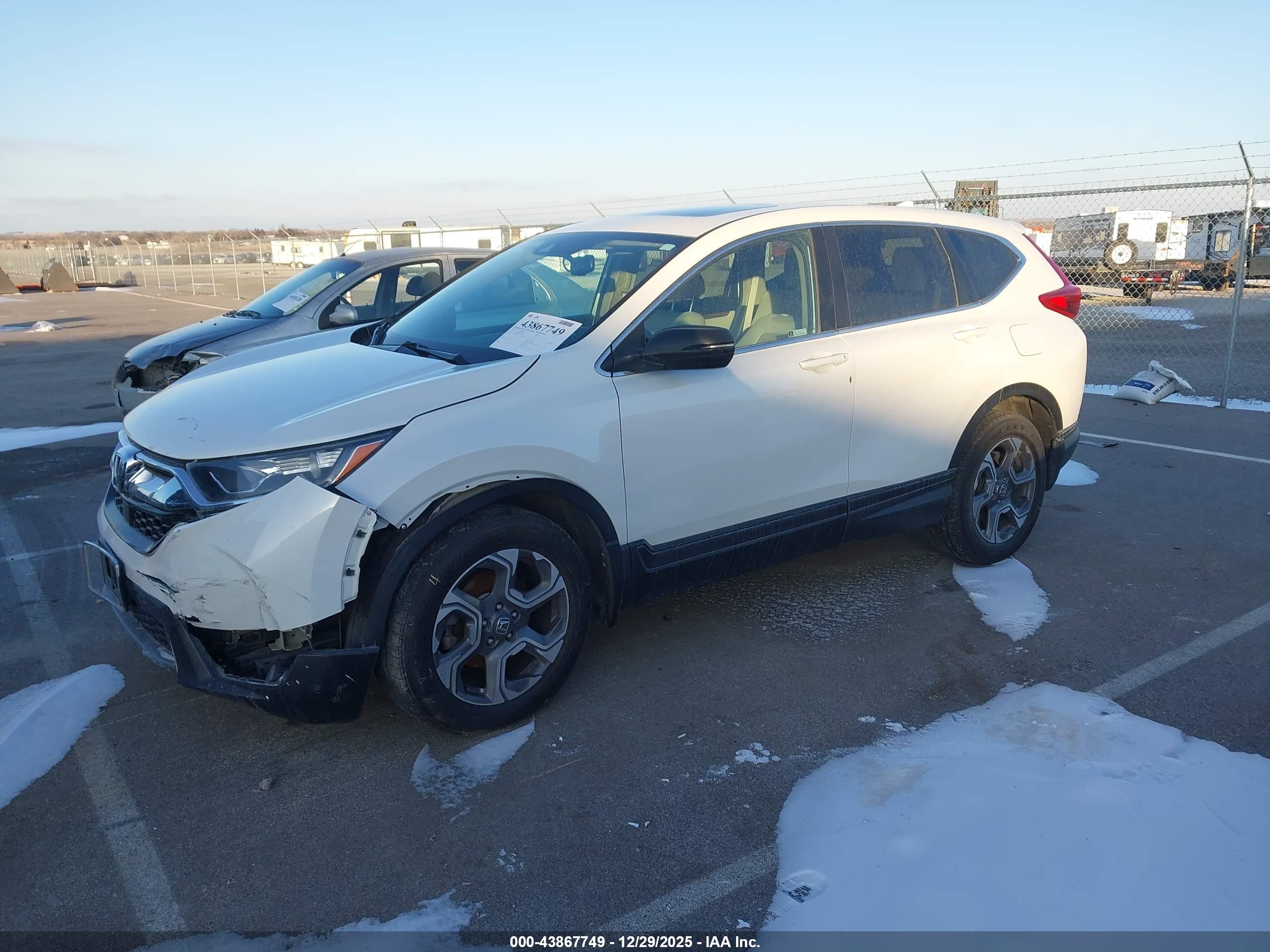 HONDA CR-V image 2