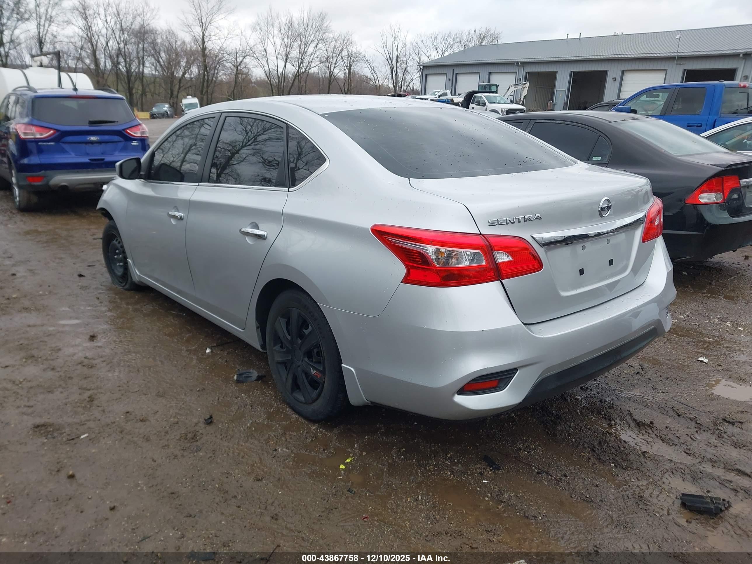 NISSAN SENTRA image 3