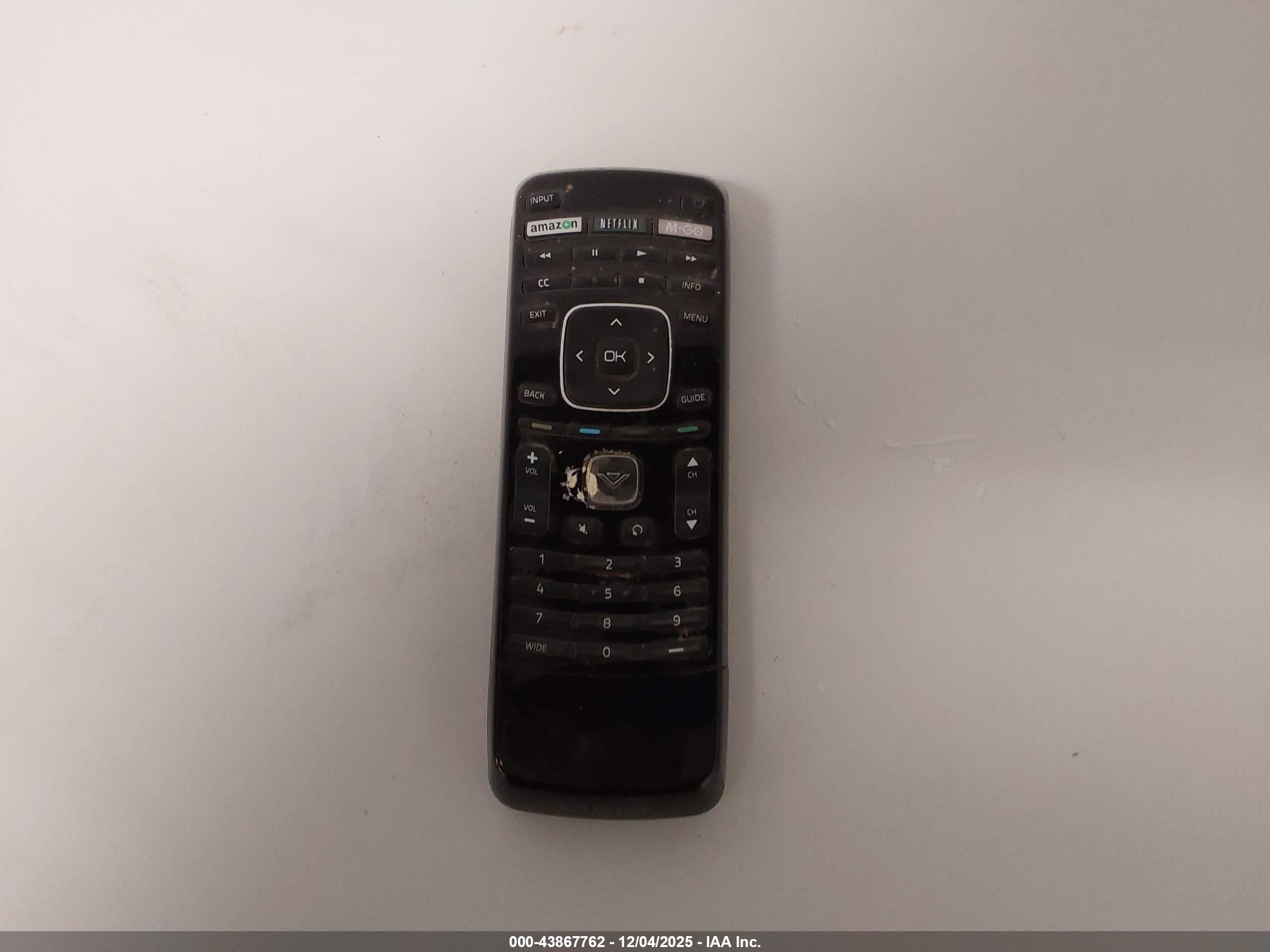 VIZIO 60 image 10