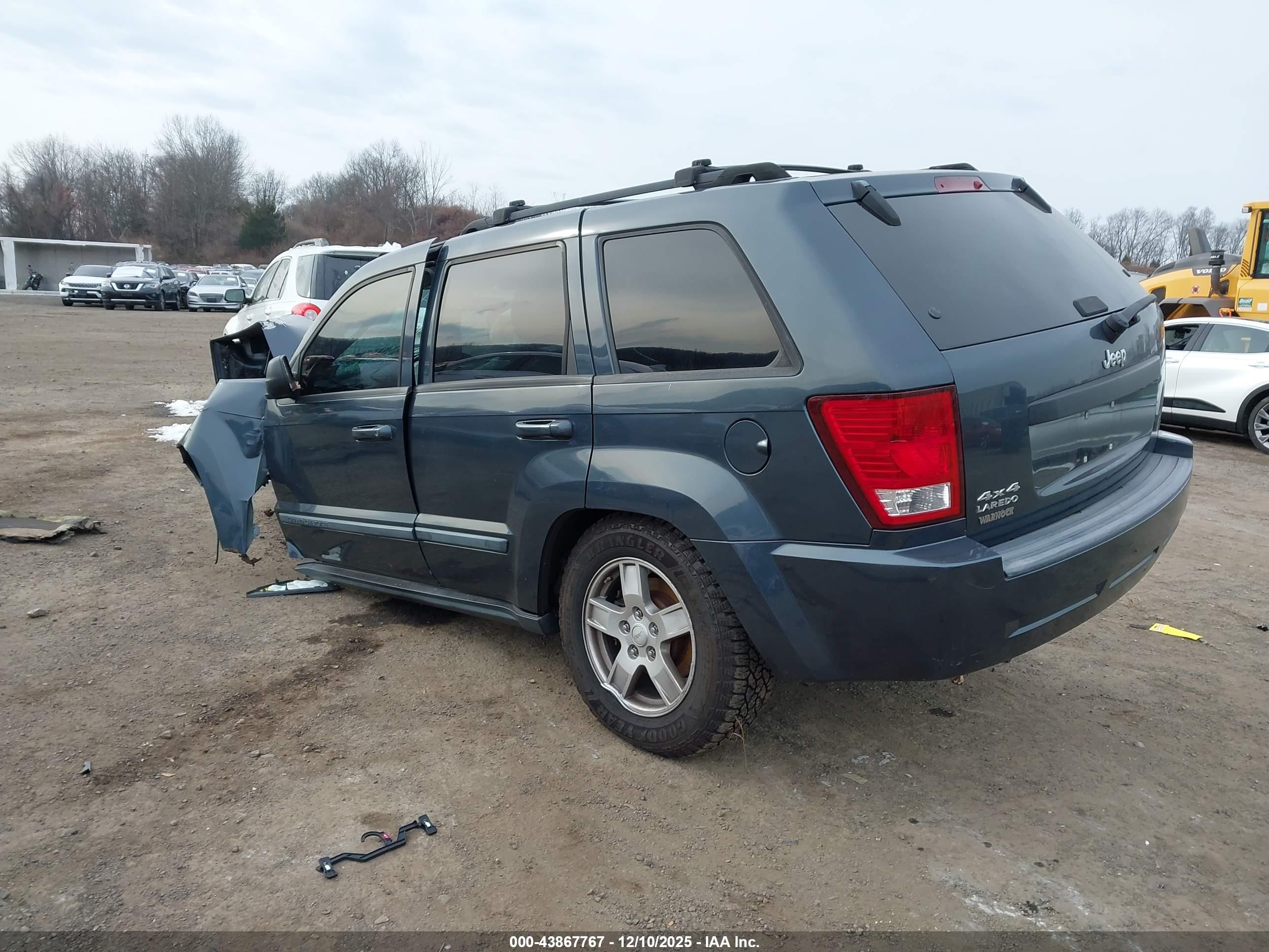 JEEP GRAND image 3
