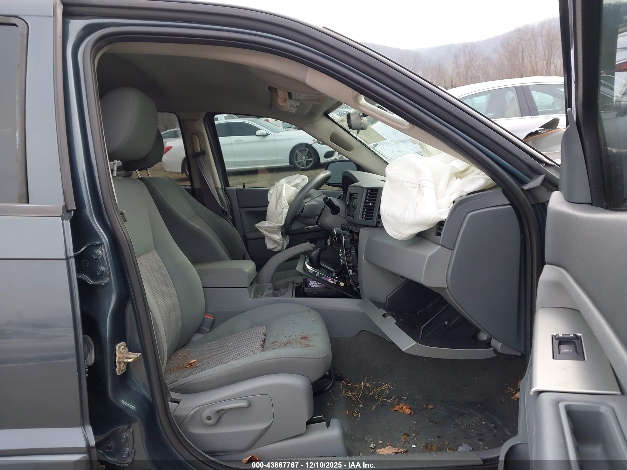 JEEP GRAND image 5