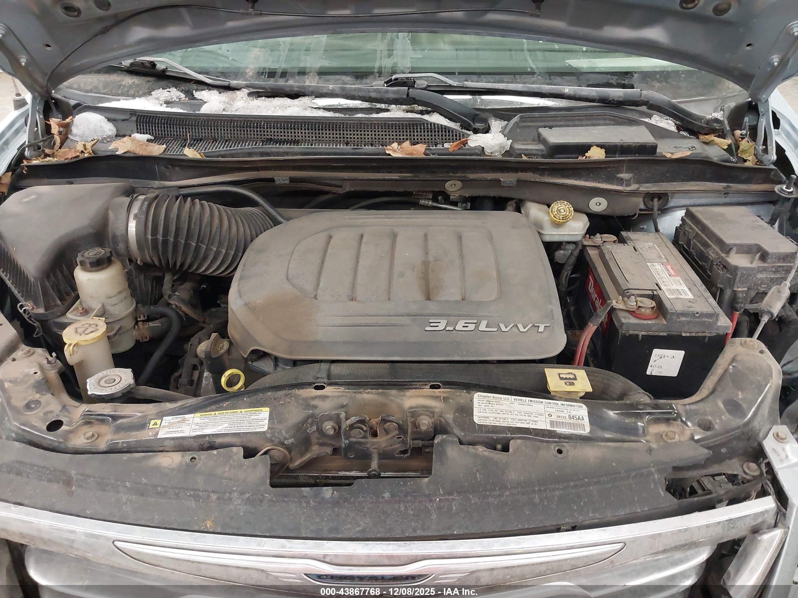 CHRYSLER TOWN image 10