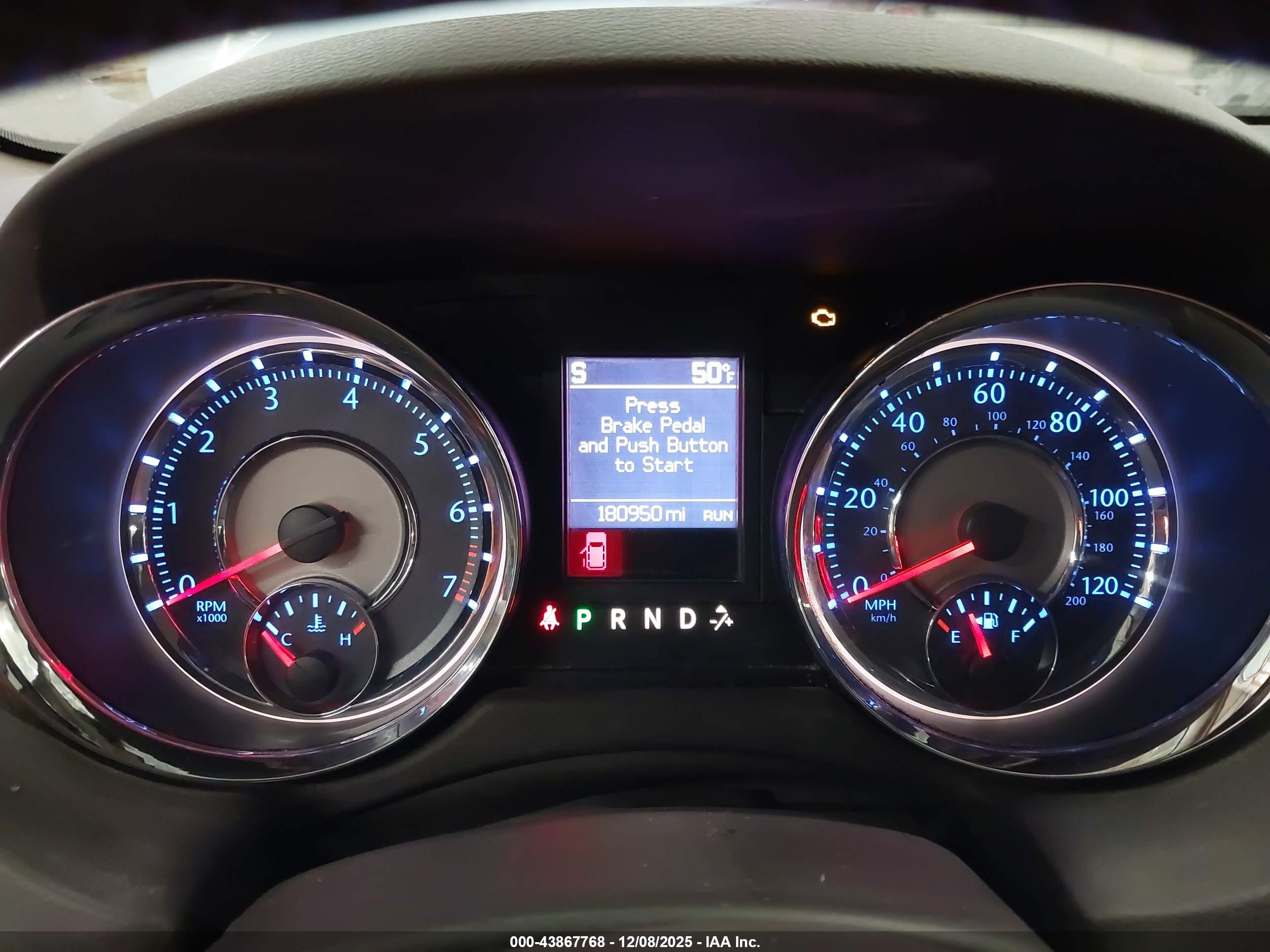 CHRYSLER TOWN image 7