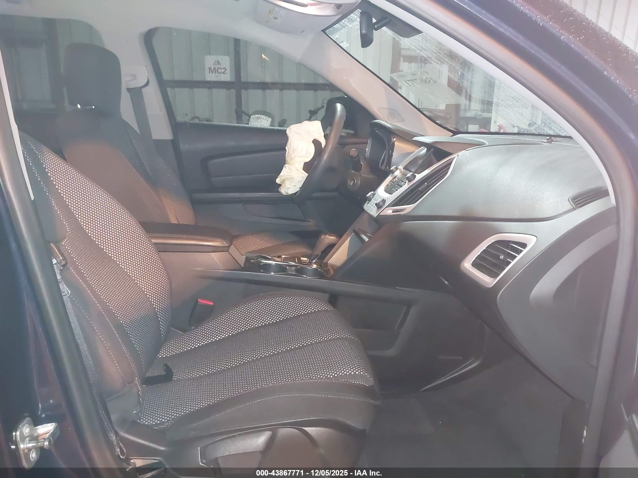 GMC TERRAIN image 5