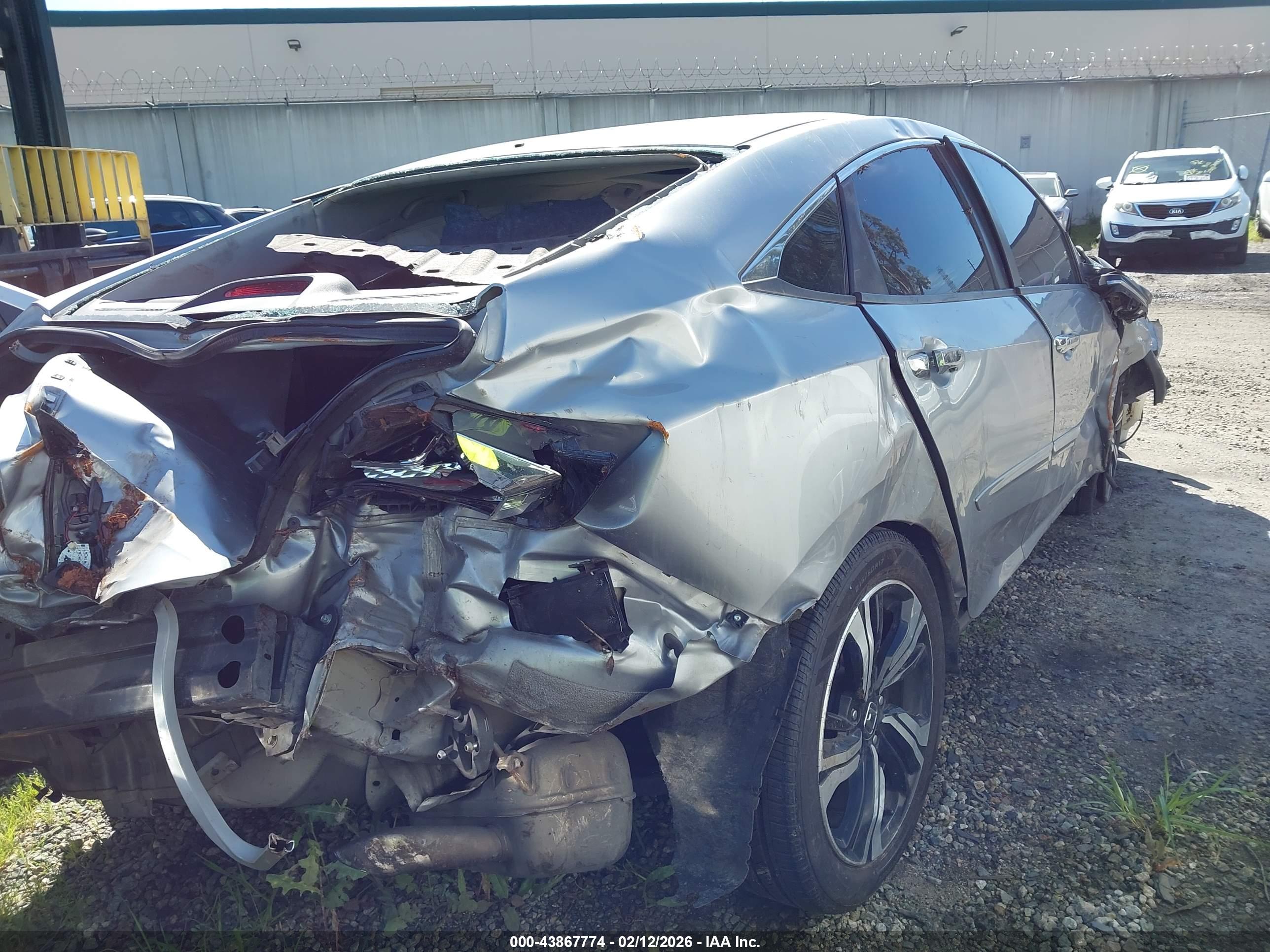 HONDA CIVIC image 4