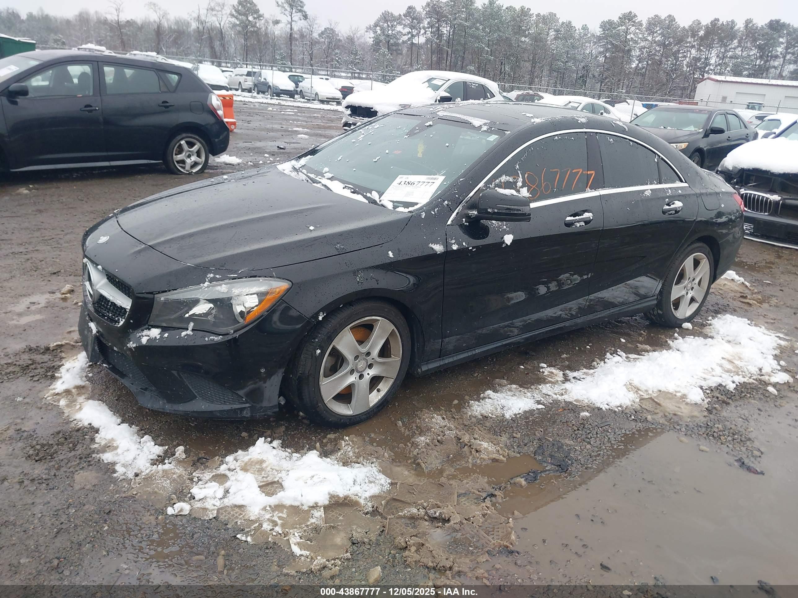 MERCEDES-BENZ CLA image 2