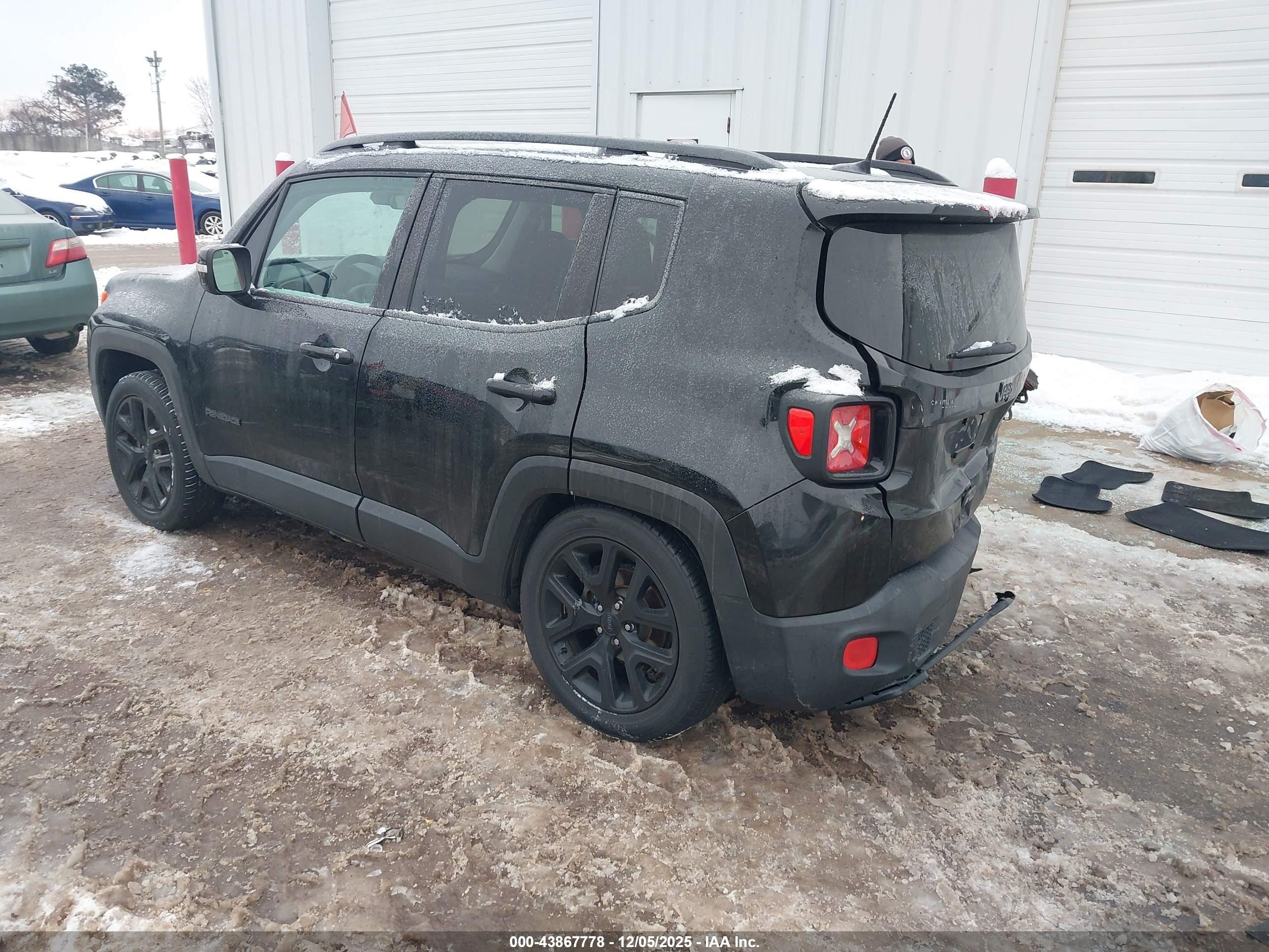 JEEP RENEGADE image 3