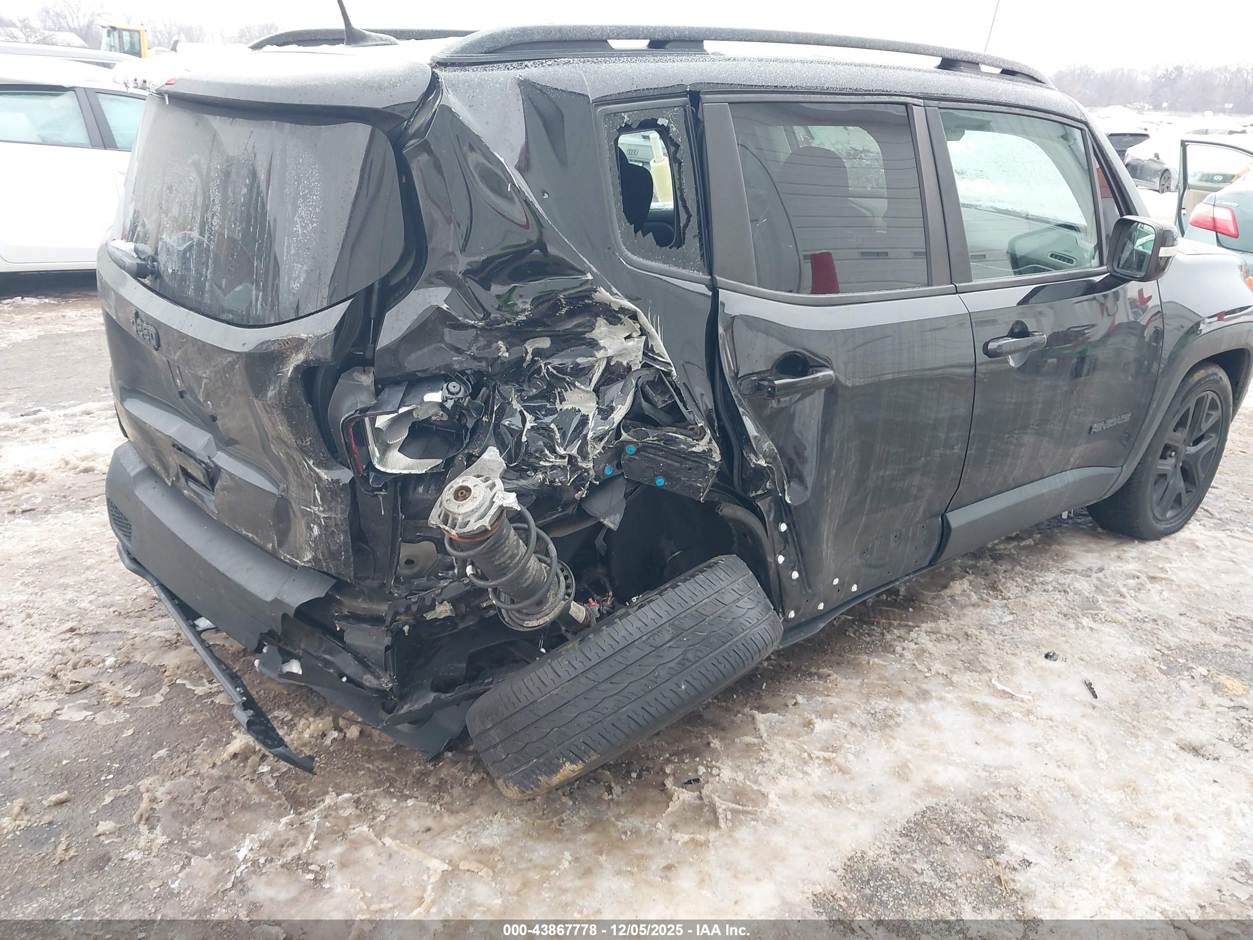 JEEP RENEGADE image 4