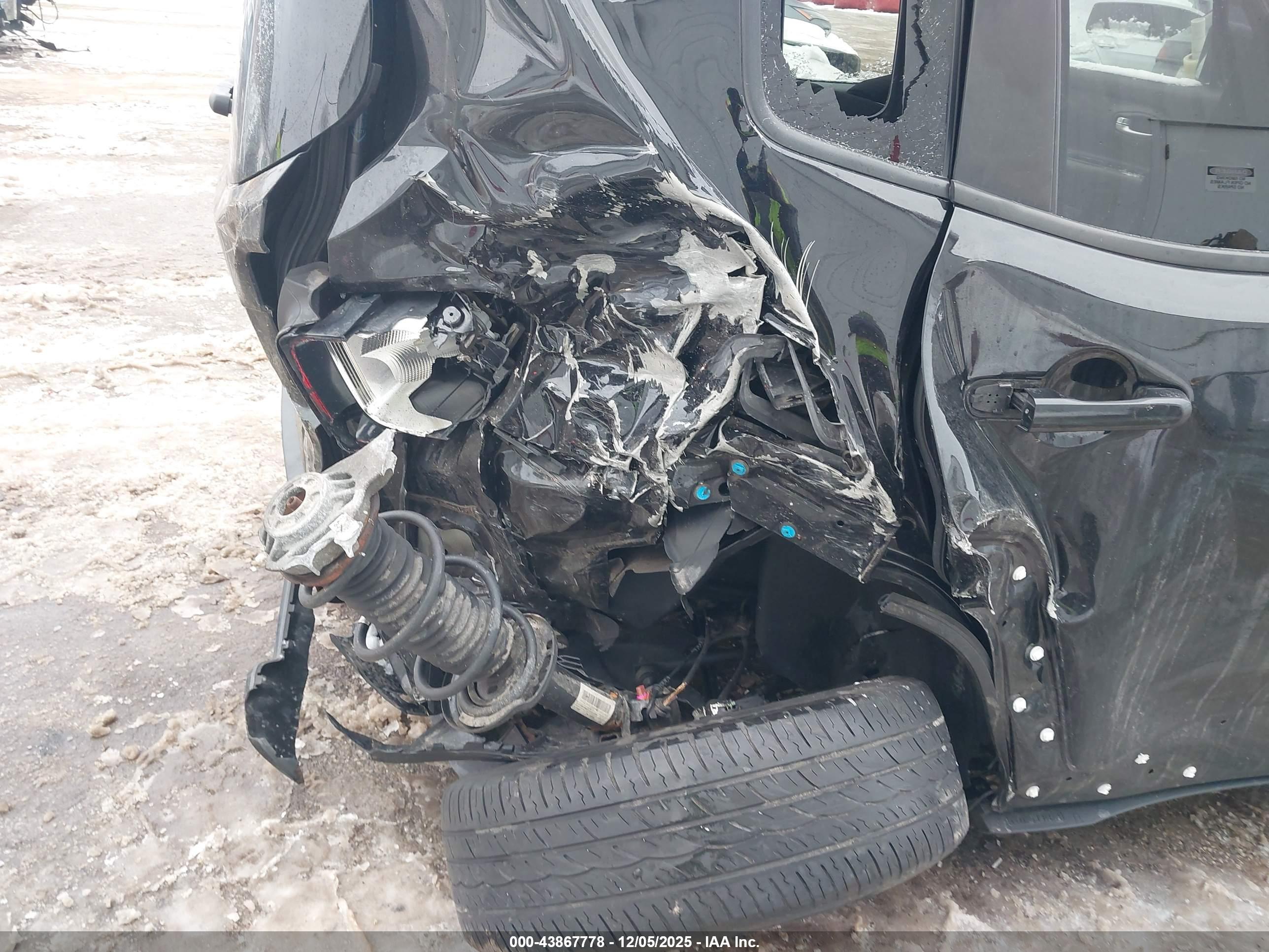 JEEP RENEGADE image 6