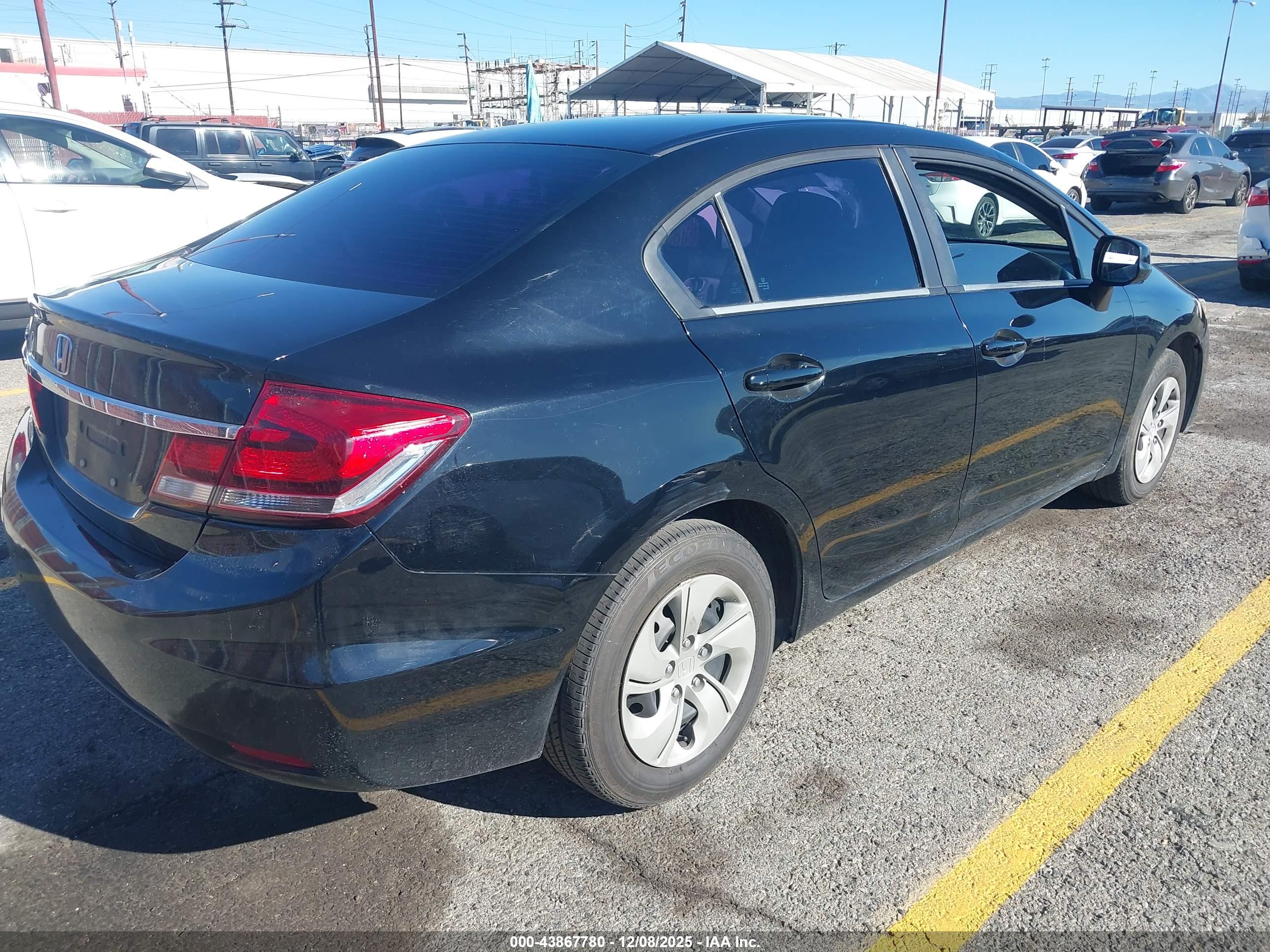 HONDA CIVIC image 4