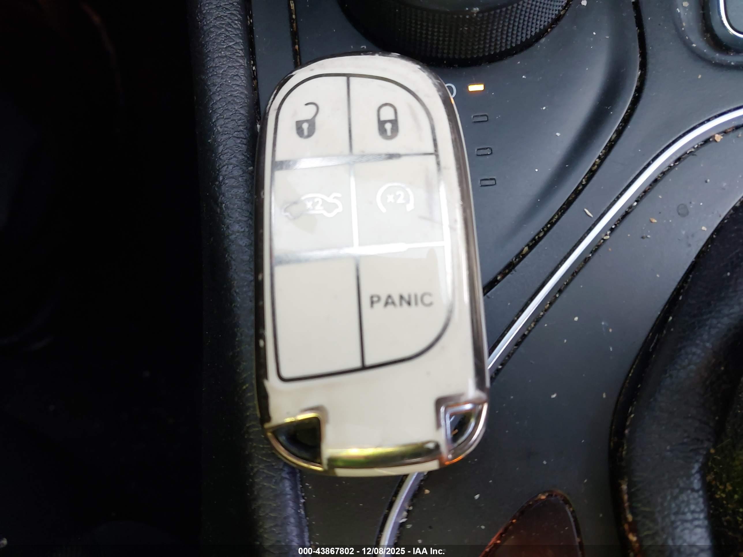 JEEP CHEROKEE image 11