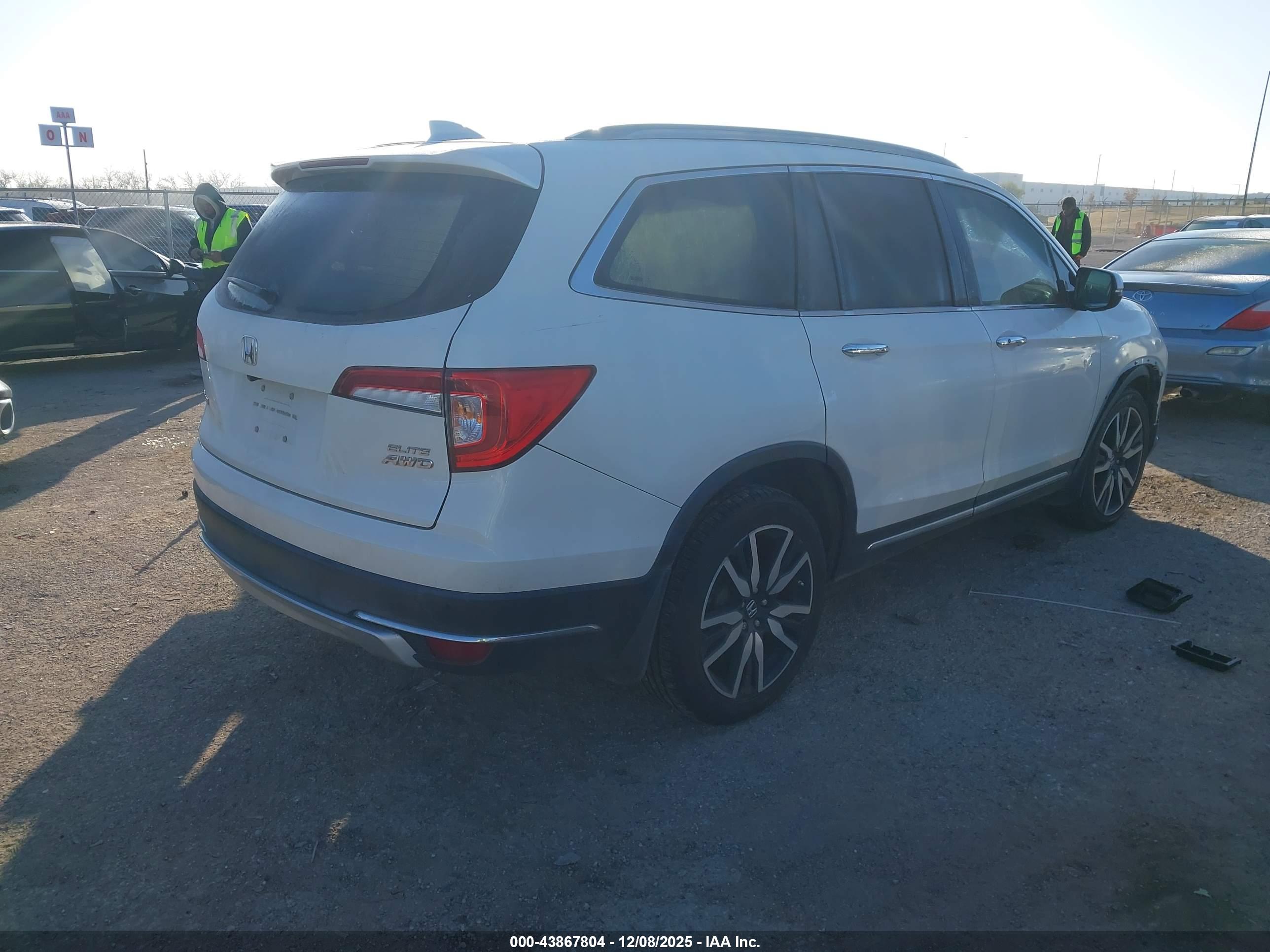 HONDA PILOT image 4