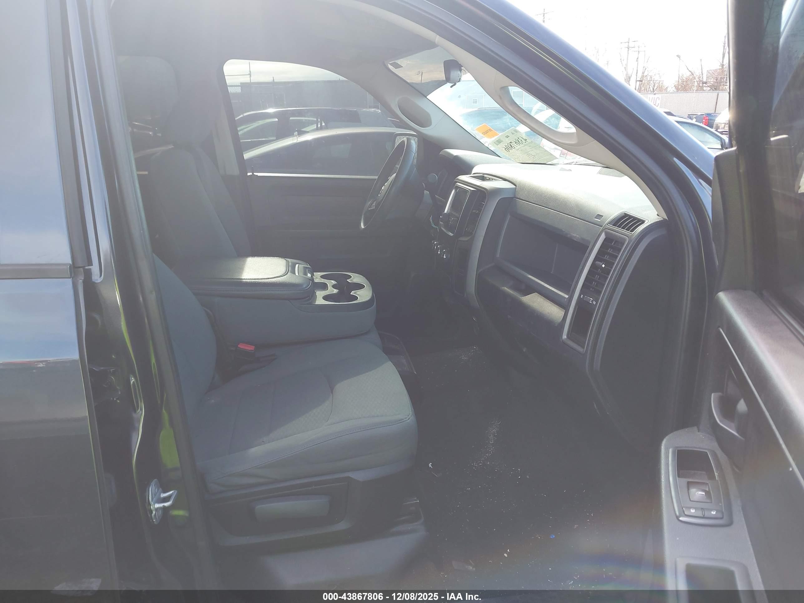 RAM 1500 image 5