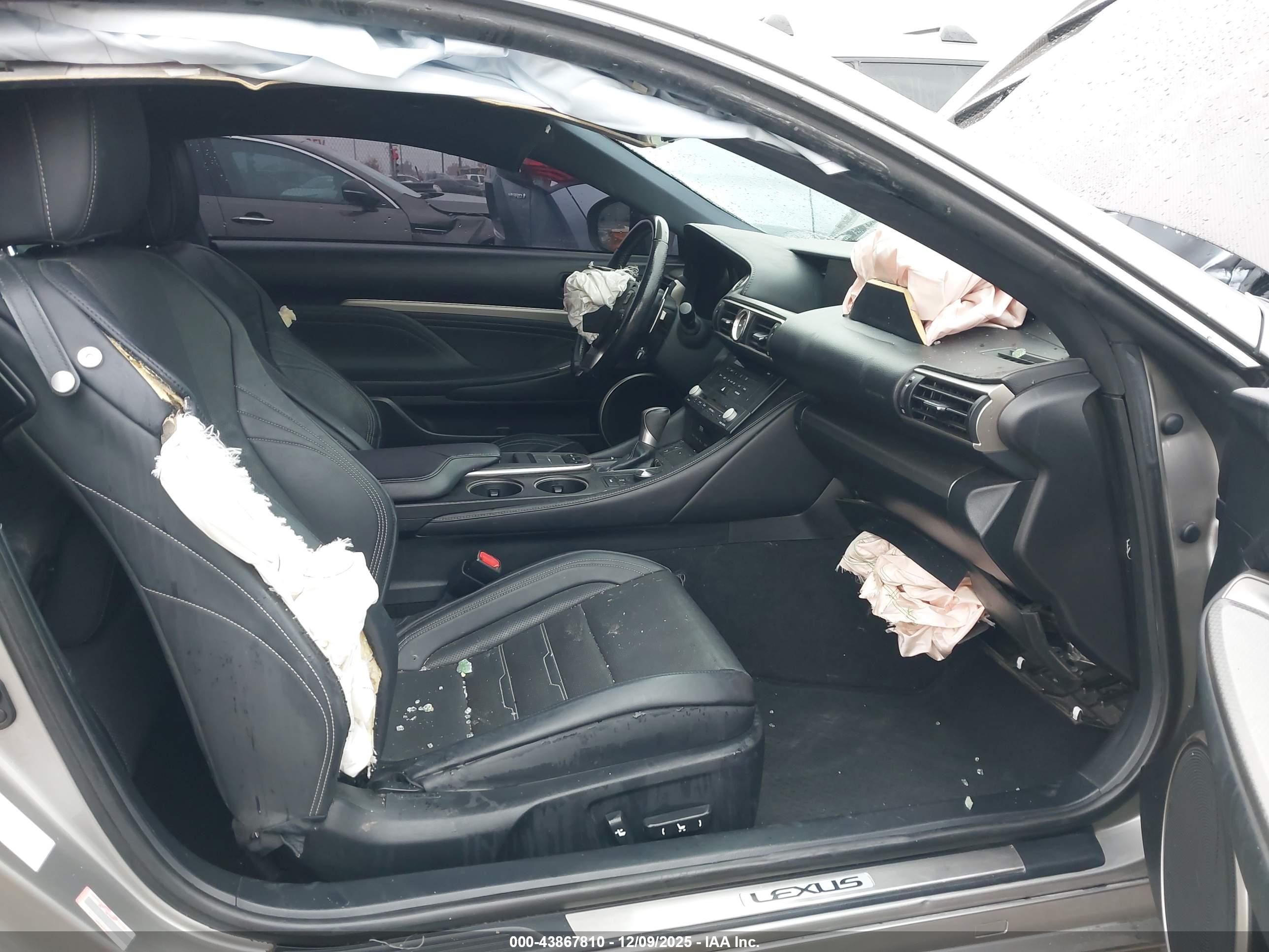 LEXUS RC image 5