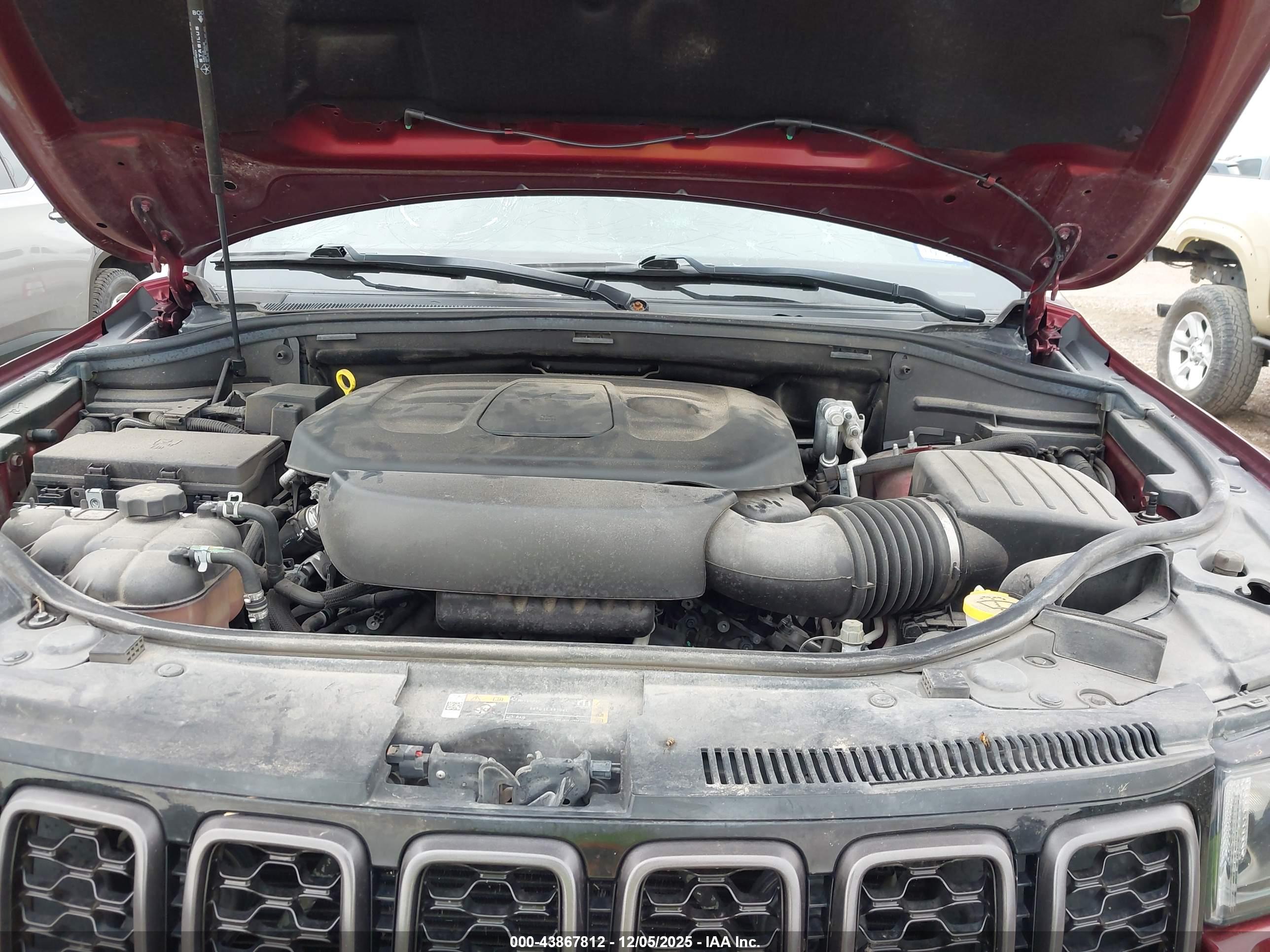 JEEP GRAND image 10