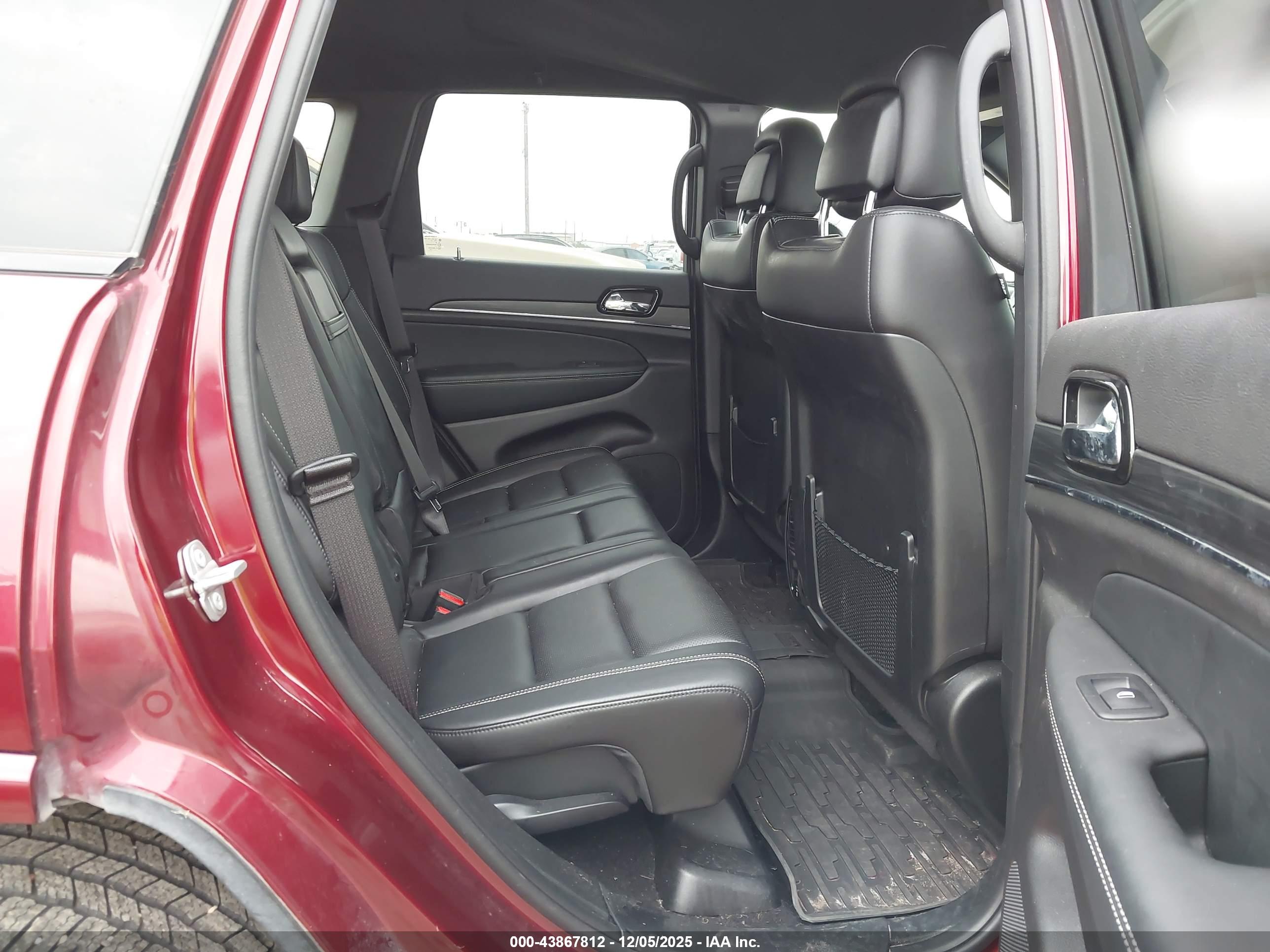 JEEP GRAND image 8