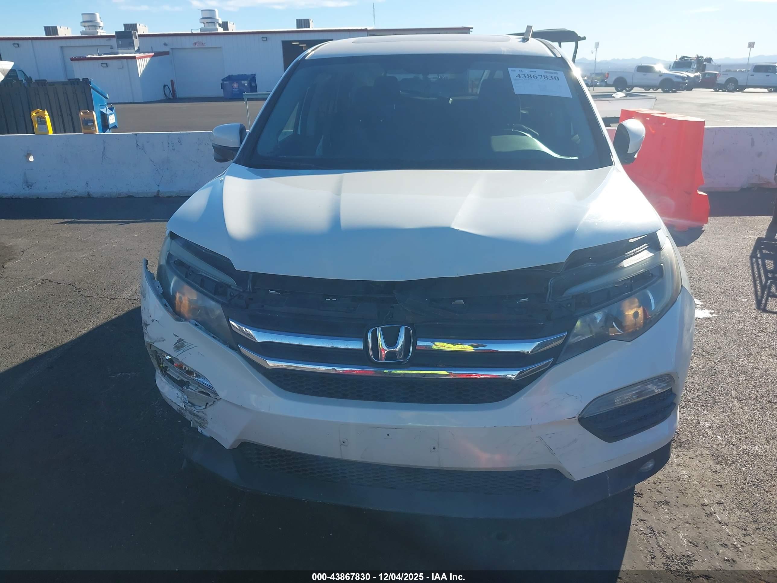 HONDA PILOT image 6