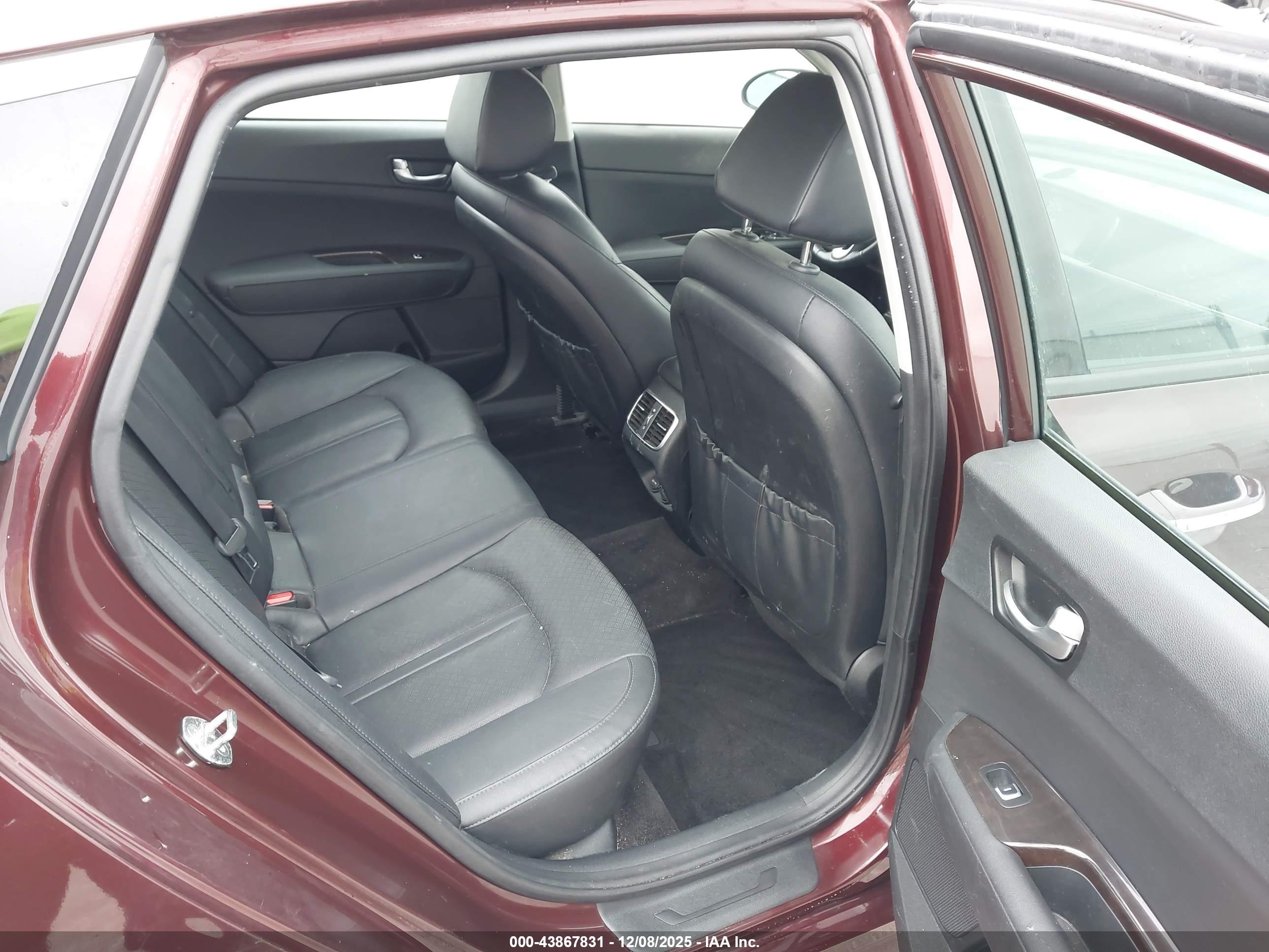 KIA OPTIMA image 8