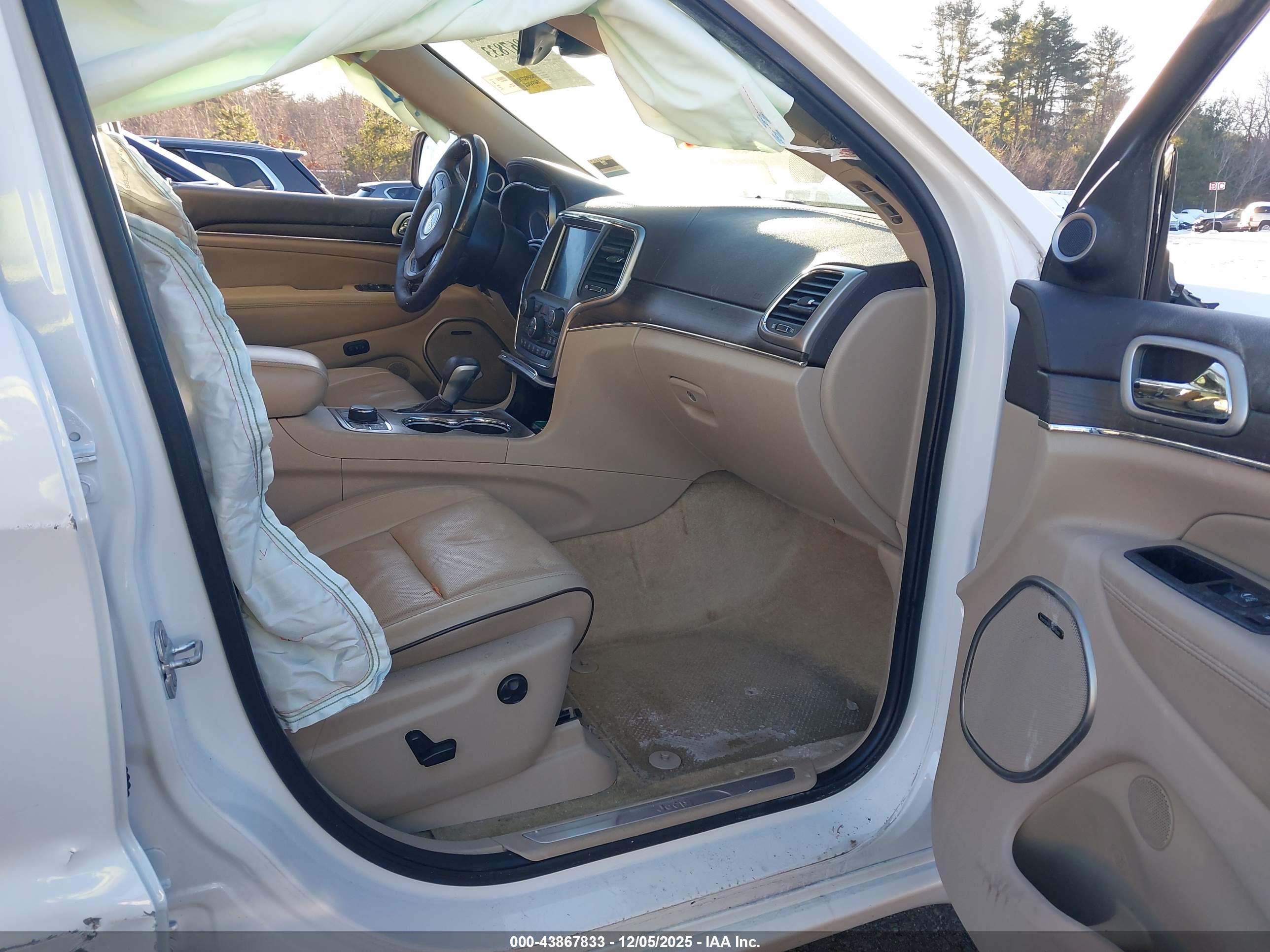 JEEP GRAND image 5