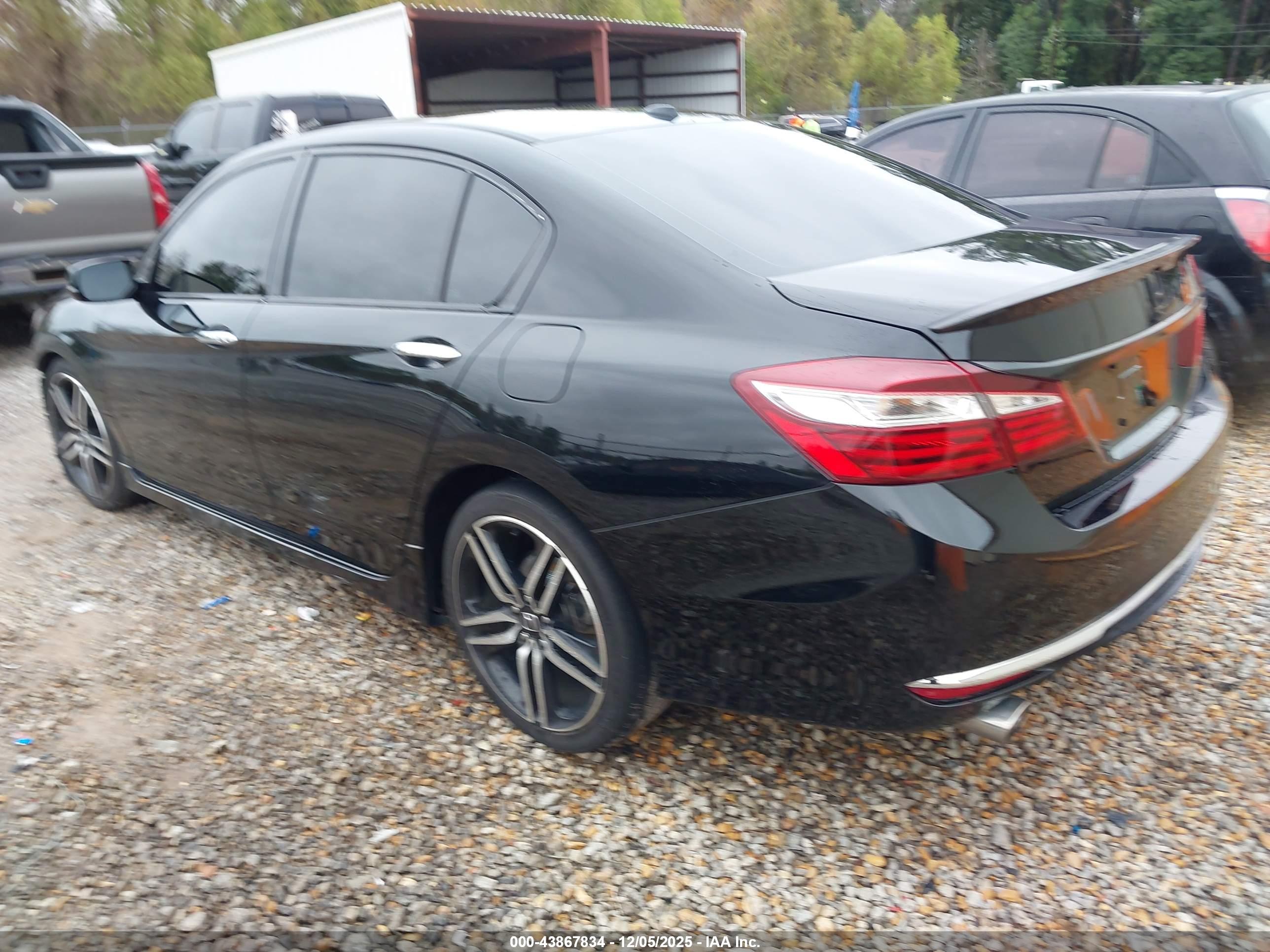 HONDA ACCORD image 3