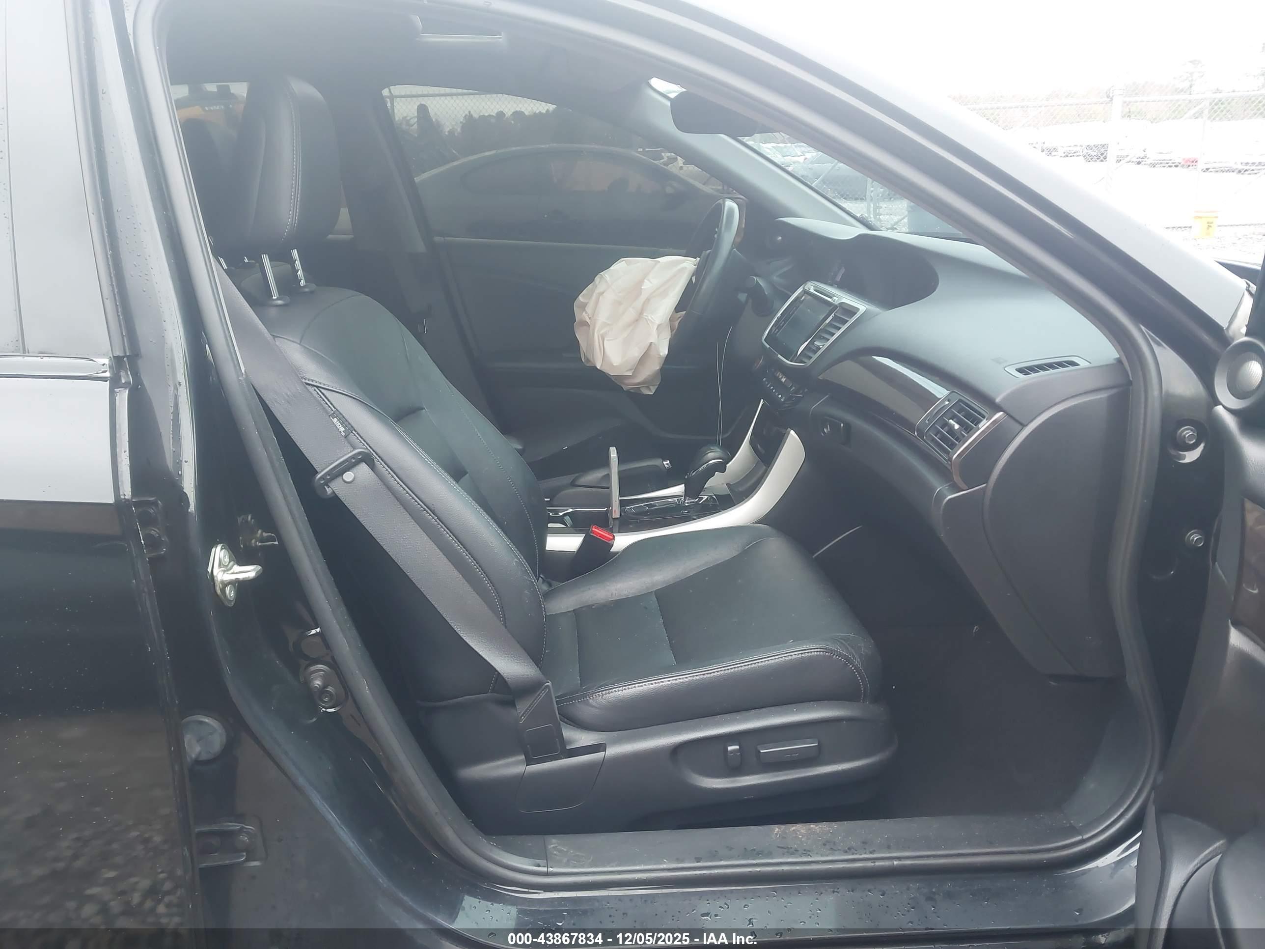 HONDA ACCORD image 5