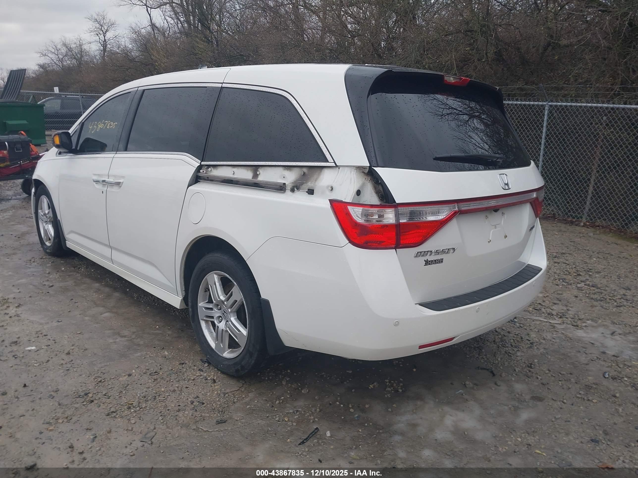 HONDA ODYSSEY image 3