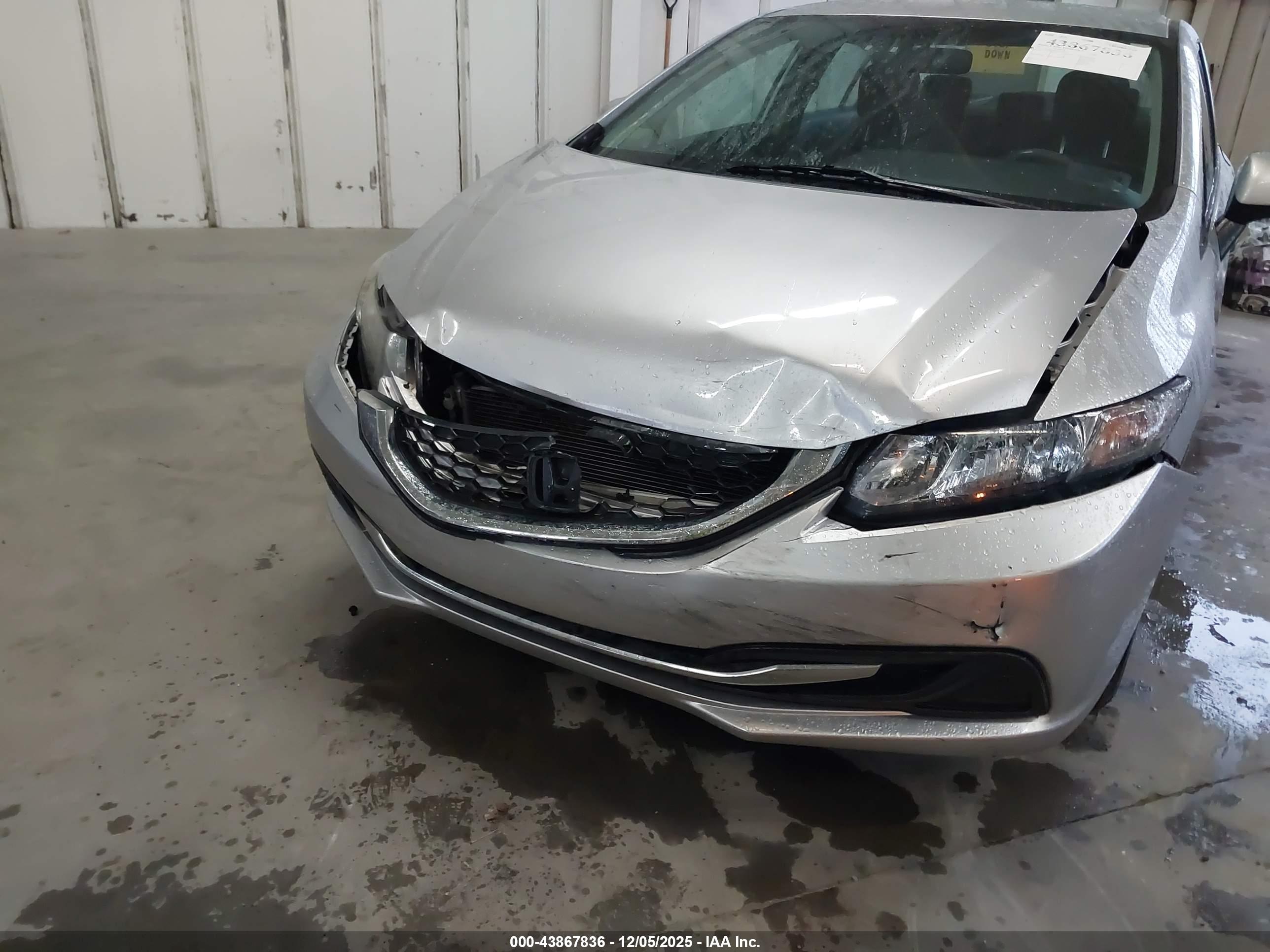 HONDA CIVIC image 6