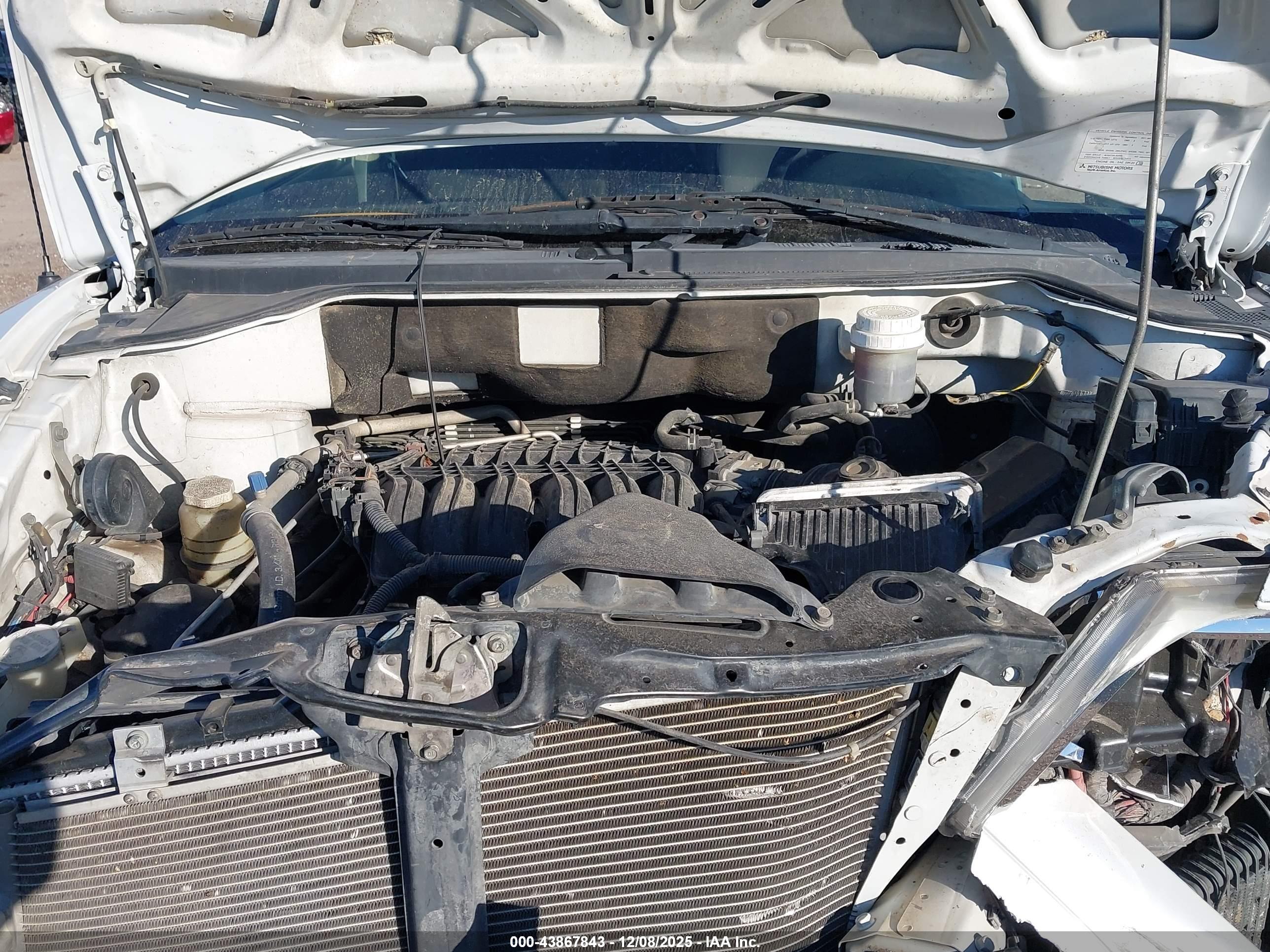 MITSUBISHI ENDEAVOR image 10