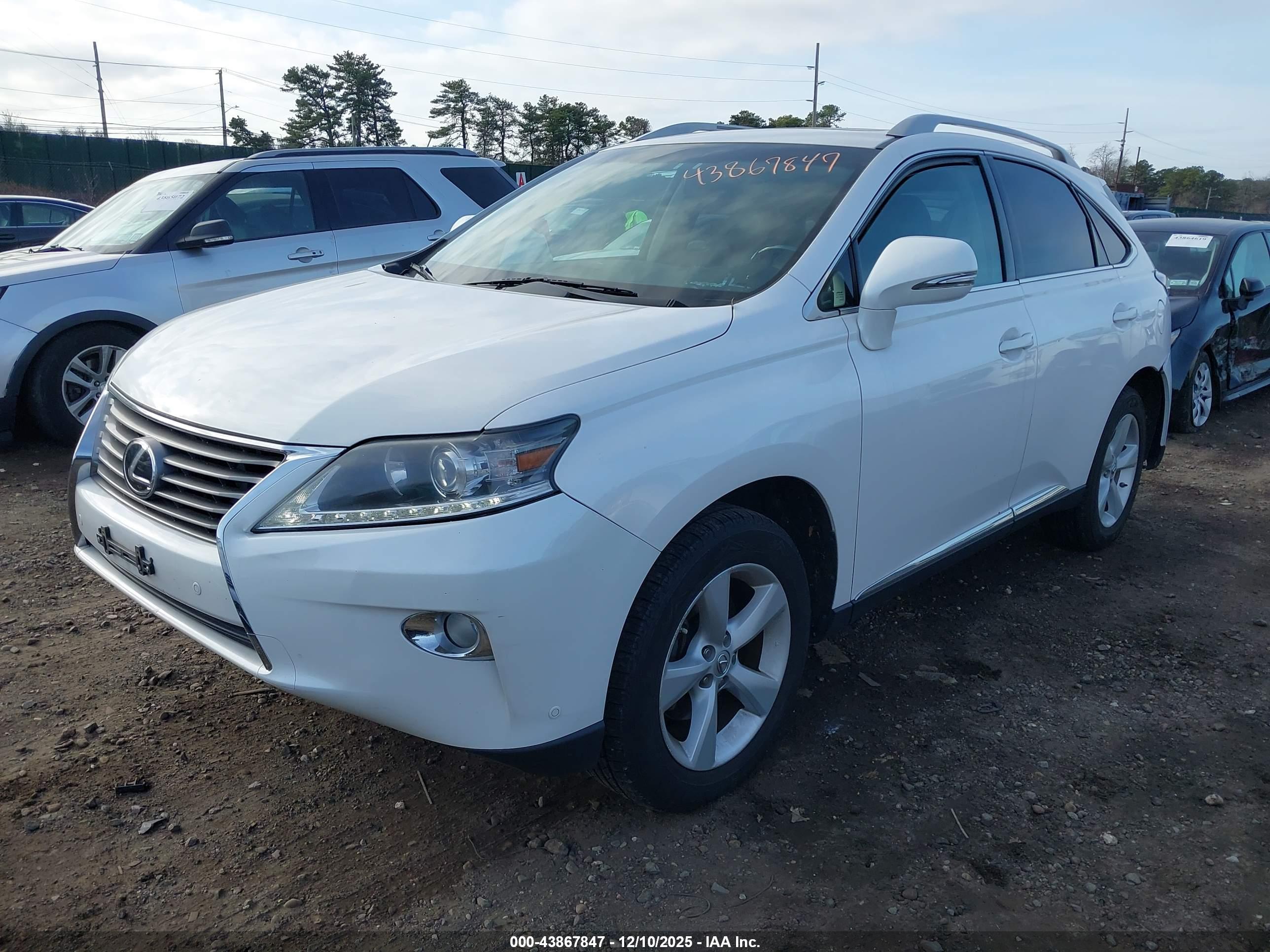 LEXUS RX image 2