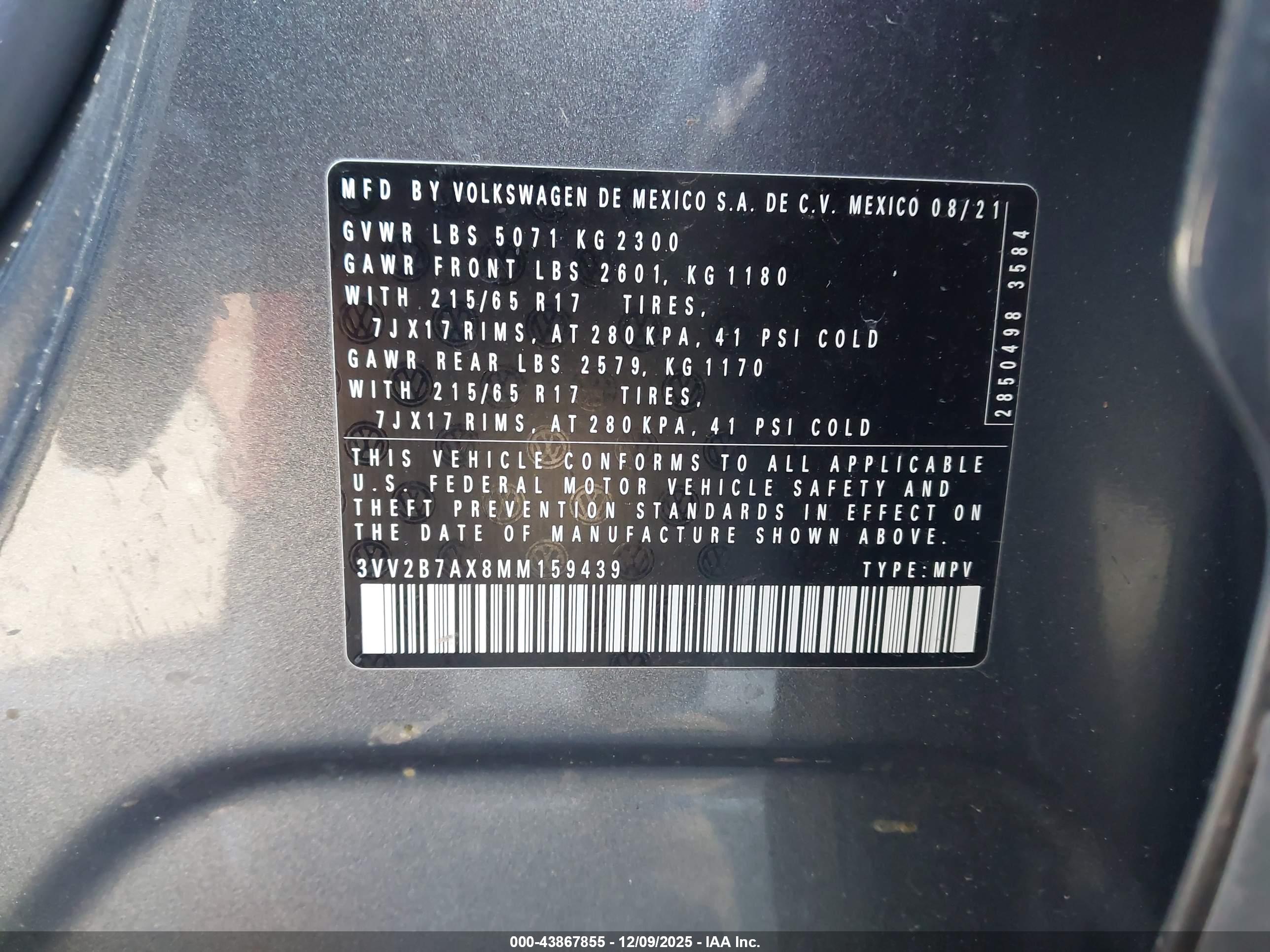 VOLKSWAGEN TIGUAN image 9