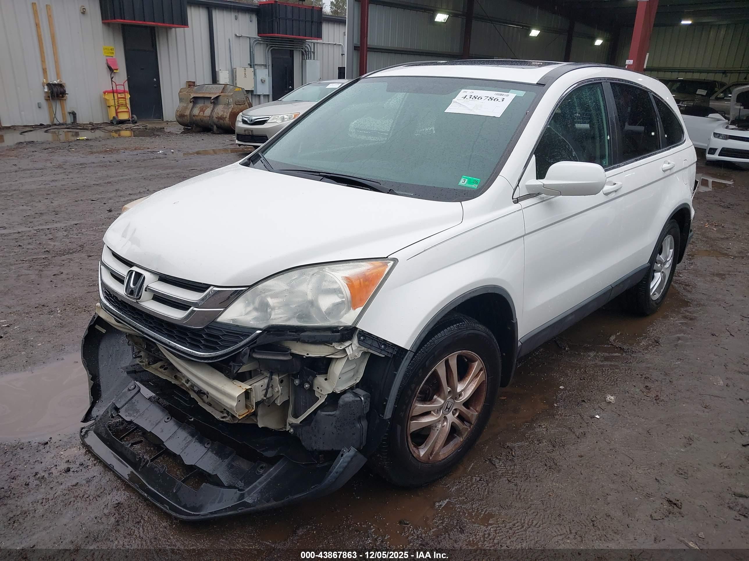 HONDA CR-V image 2