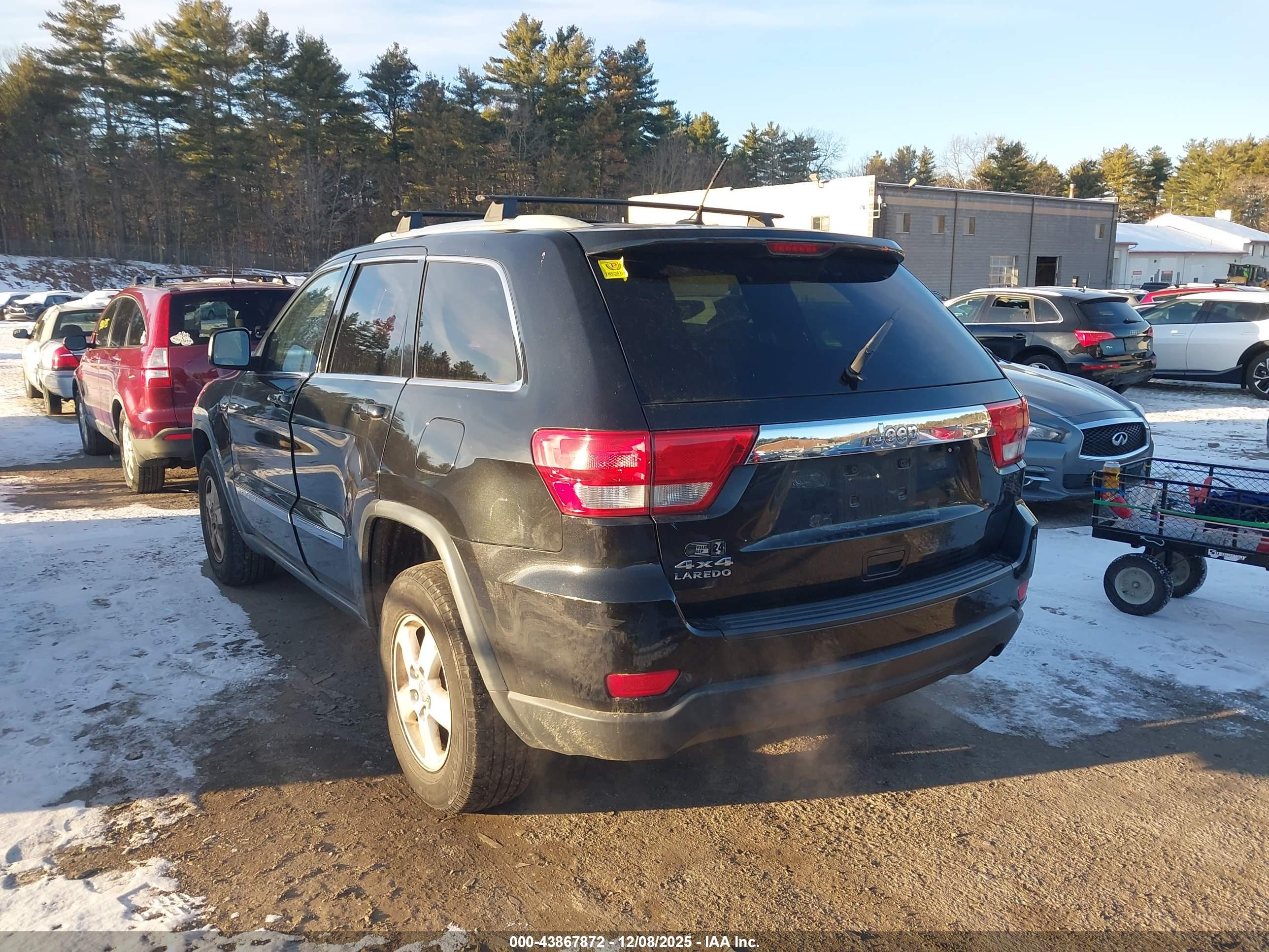 JEEP GRAND image 3