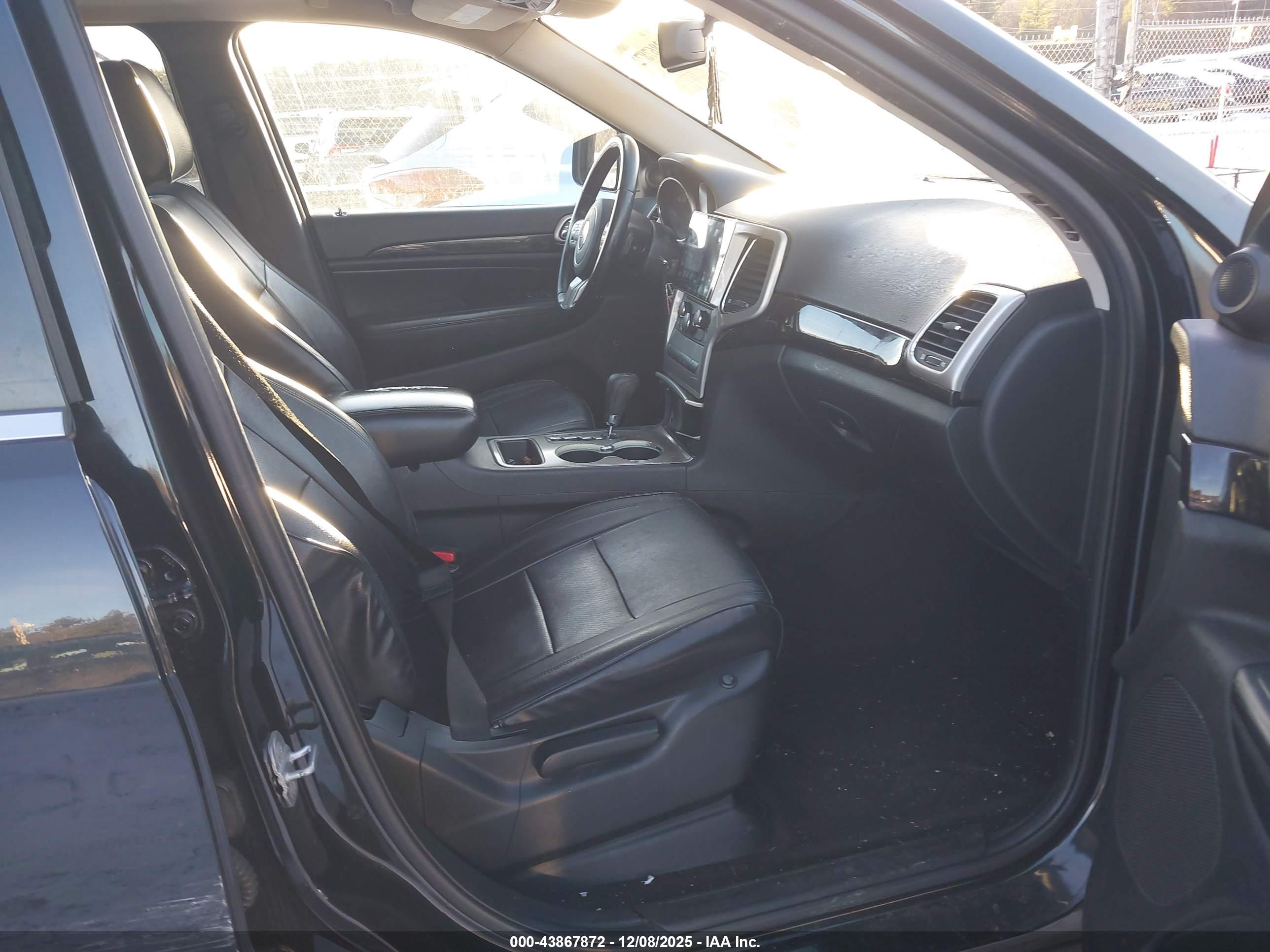 JEEP GRAND image 5