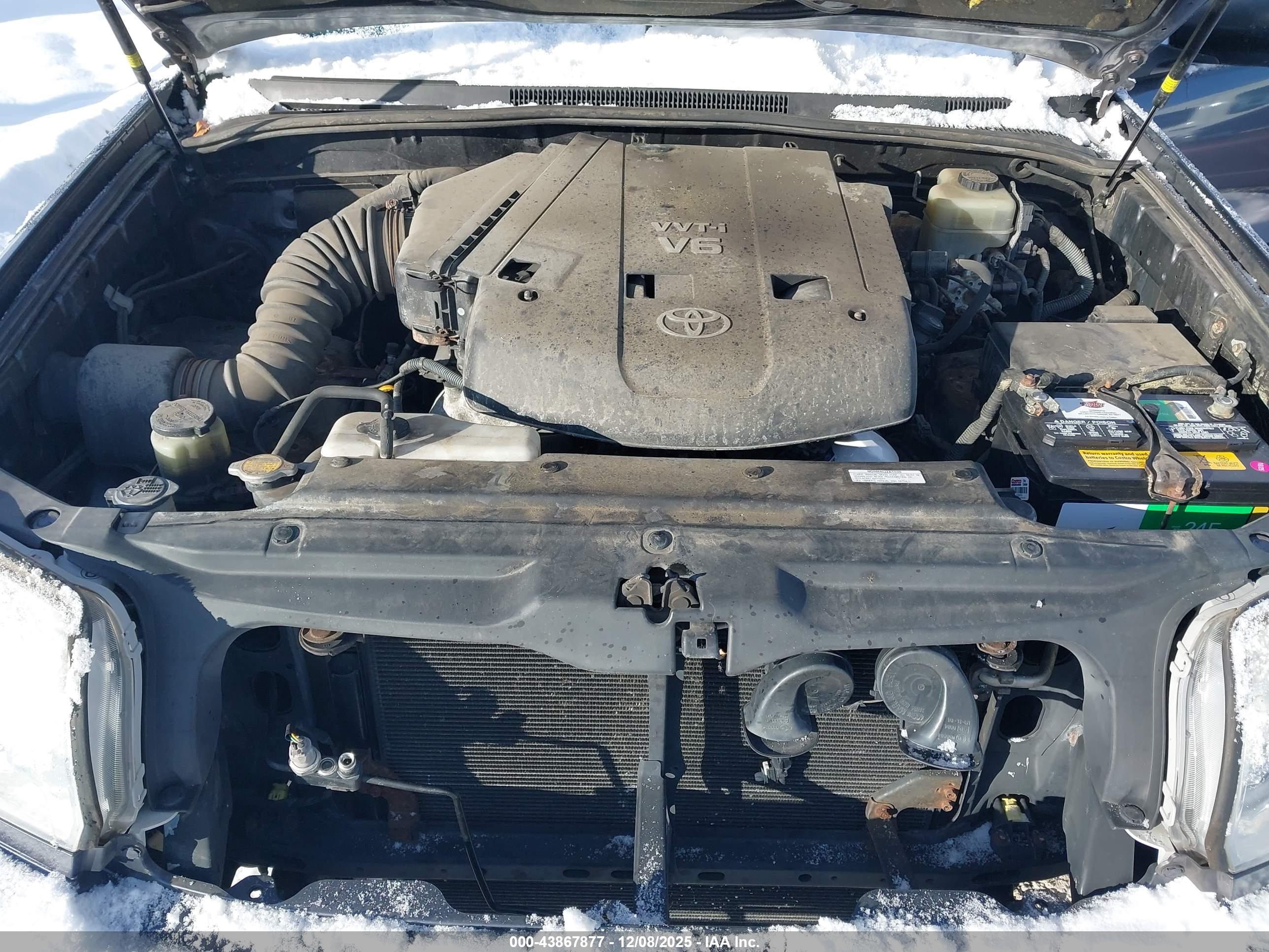 TOYOTA 4RUNNER image 10