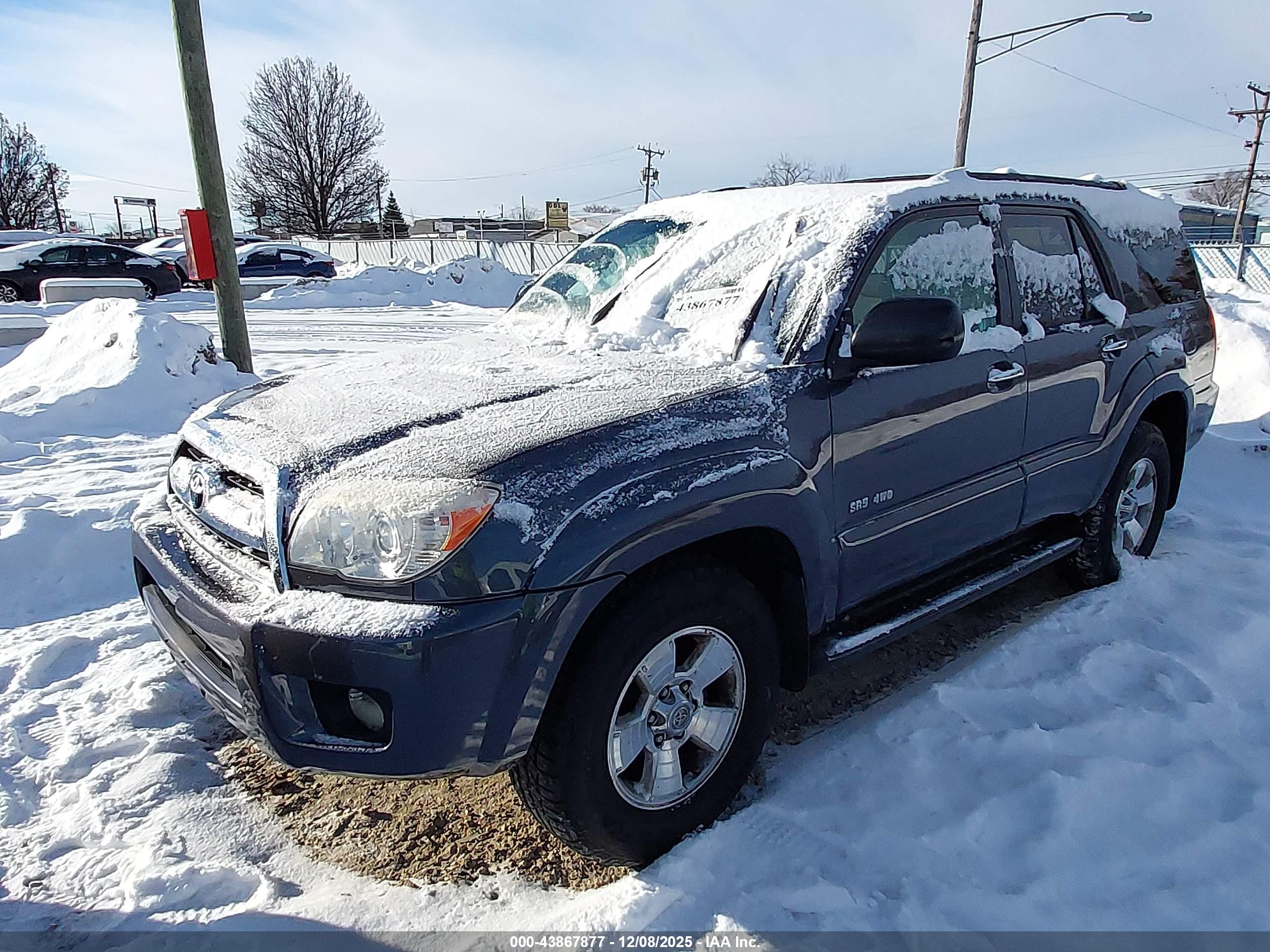 TOYOTA 4RUNNER image 2