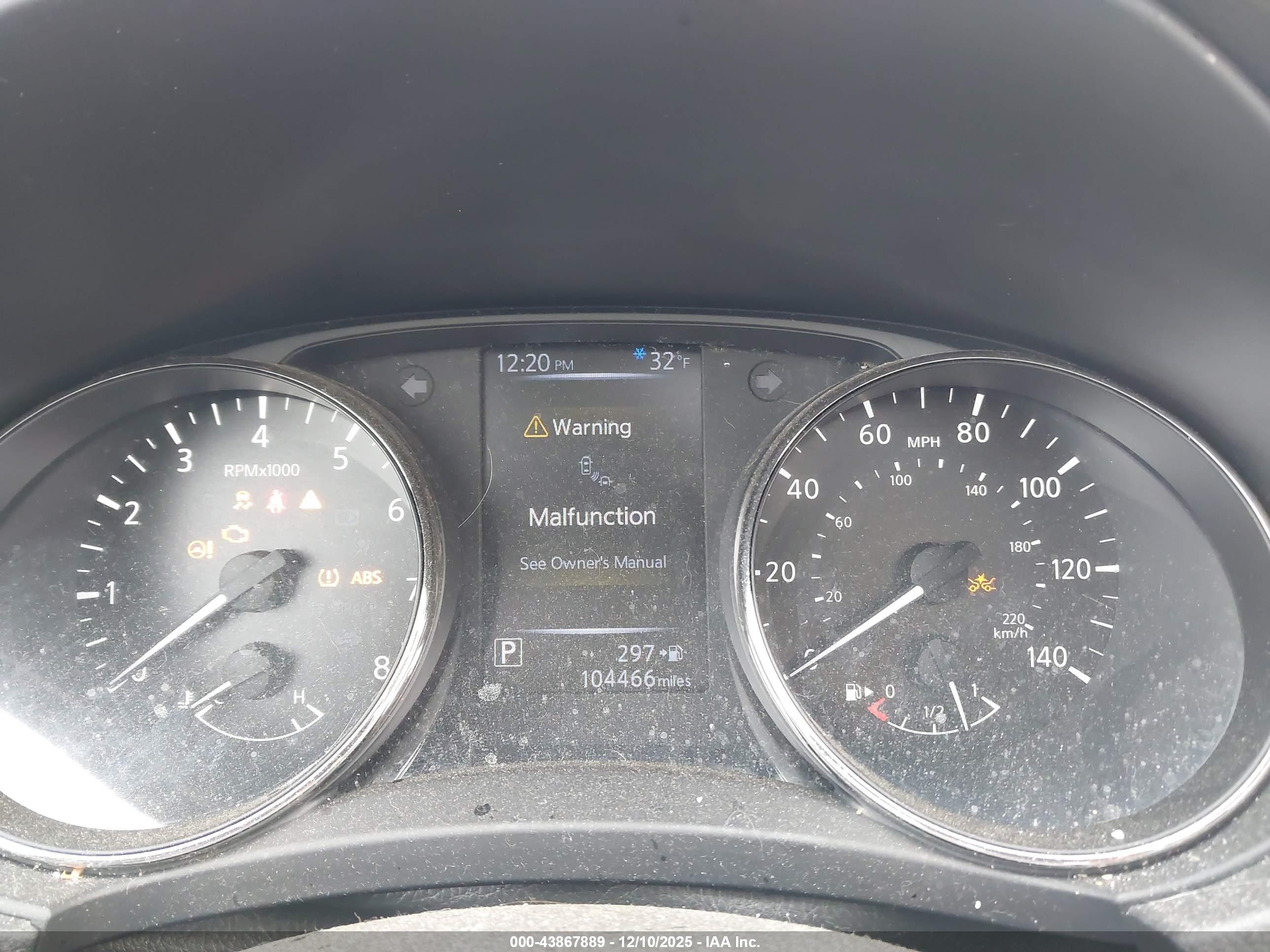 NISSAN ROGUE image 7