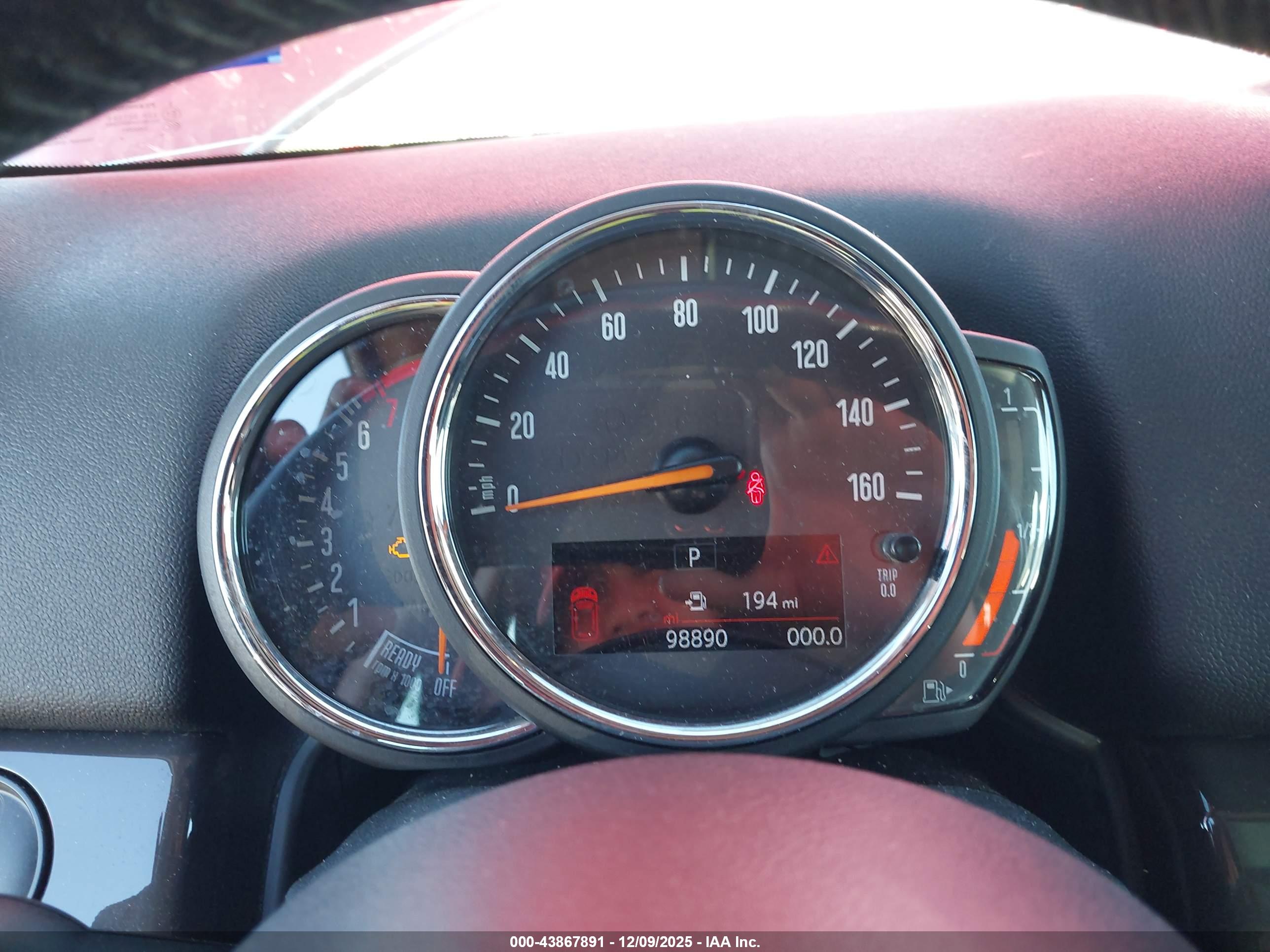 MINI COUNTRYMAN image 7