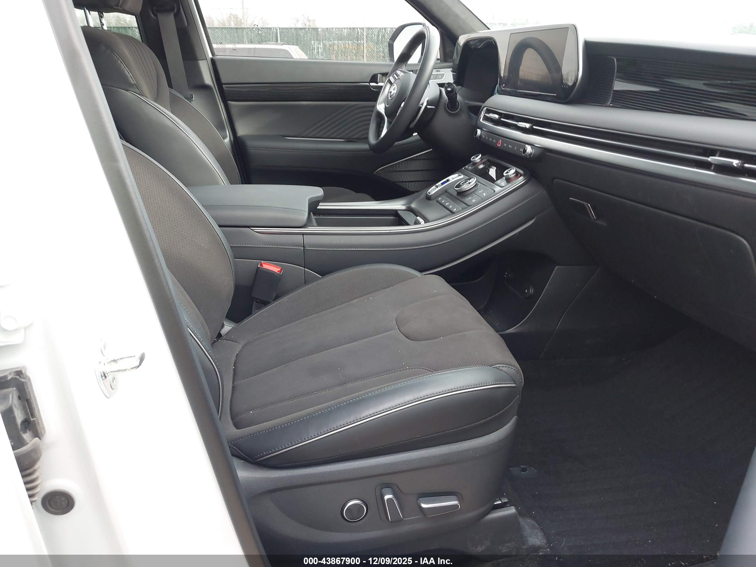 HYUNDAI PALISADE image 5