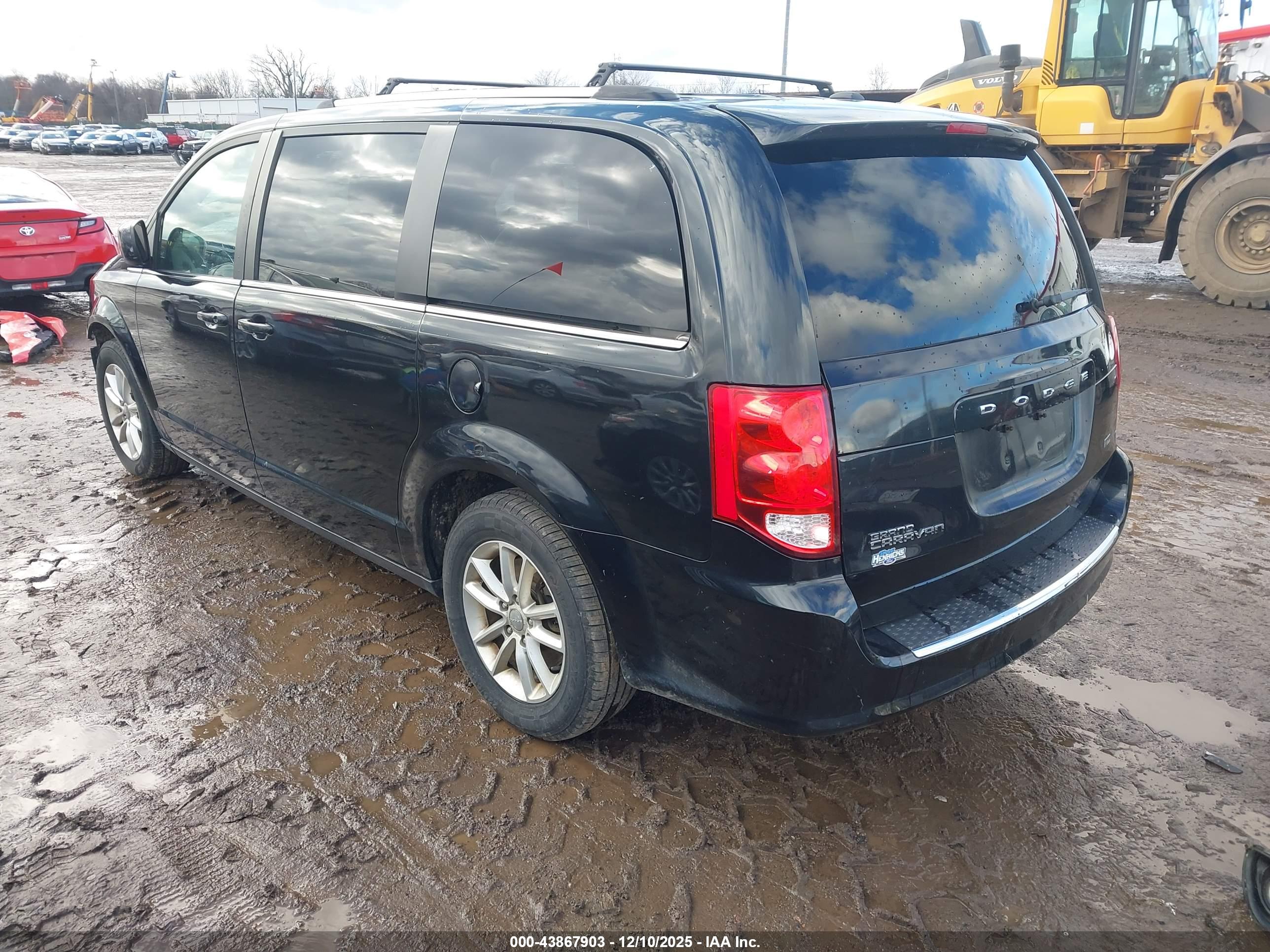 DODGE GRAND image 3