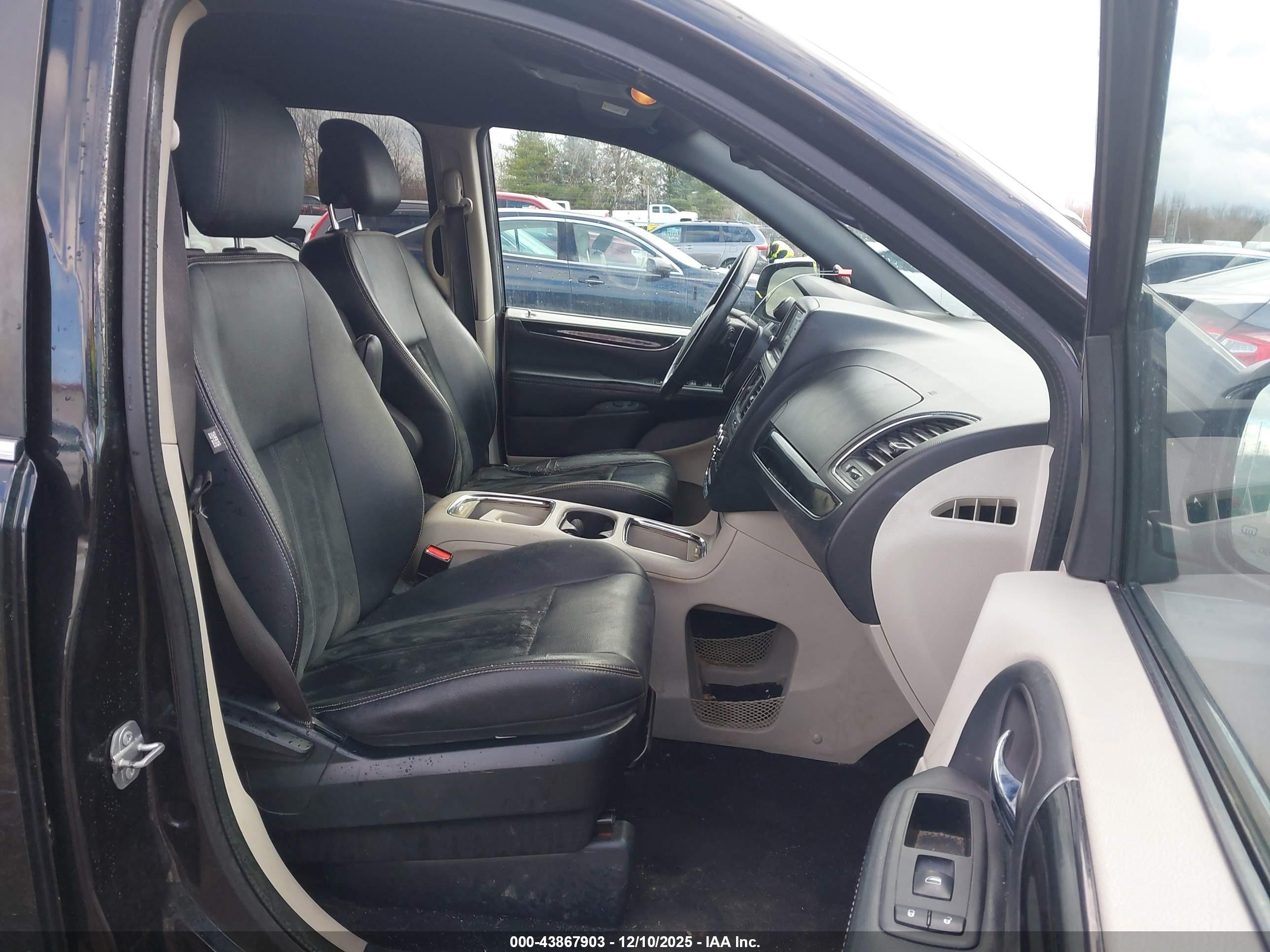 DODGE GRAND image 5